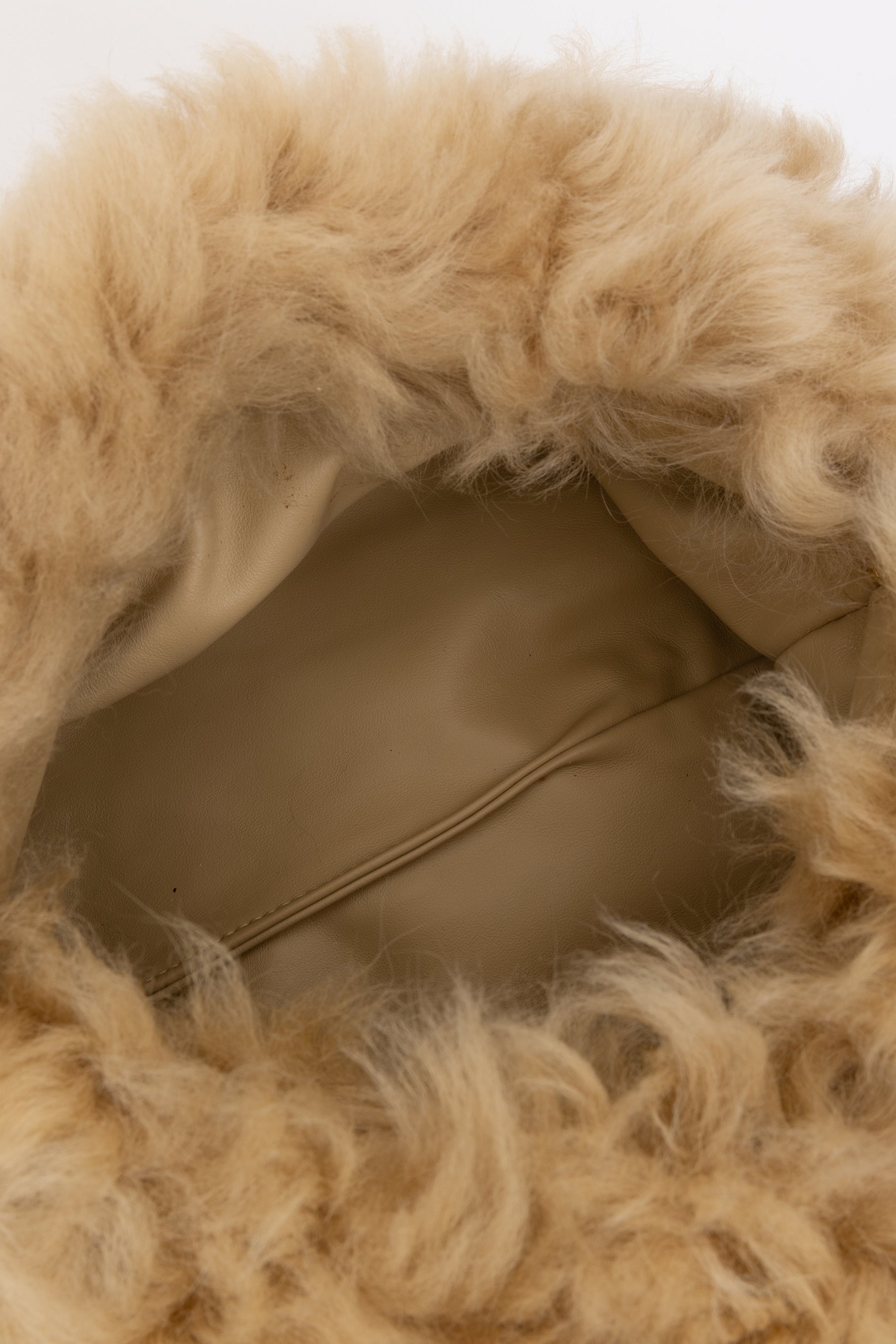 Shearling Chunk Chain Shoulder Pouch