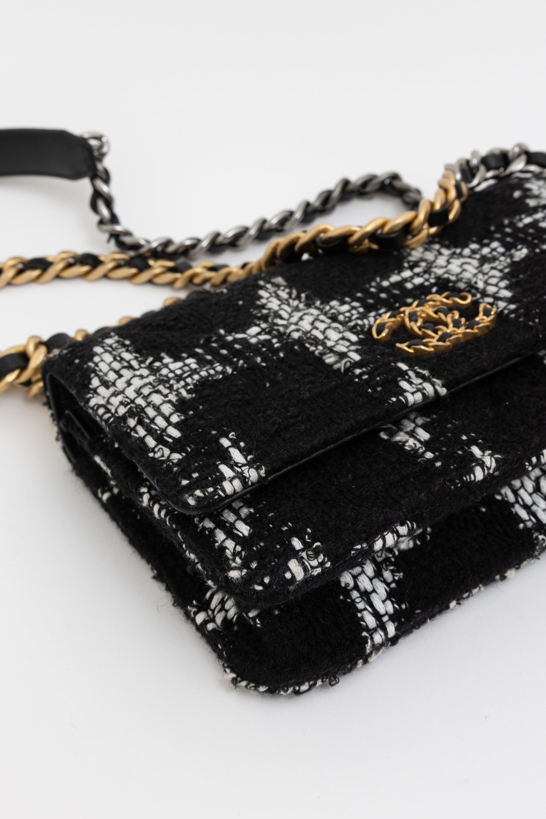 19 Black and White Tweed Wallet on Chain