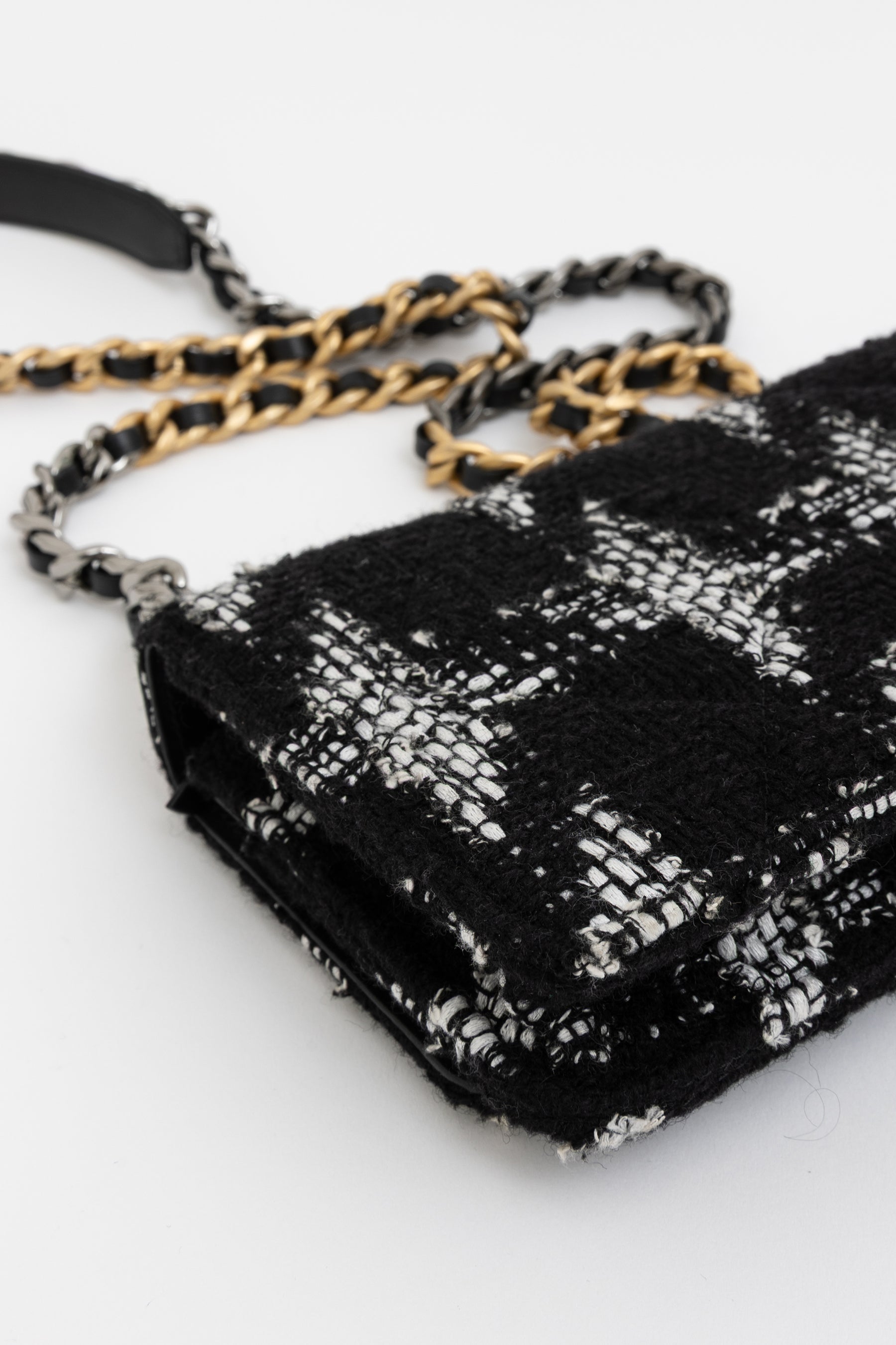 19 Black and White Tweed Wallet on Chain