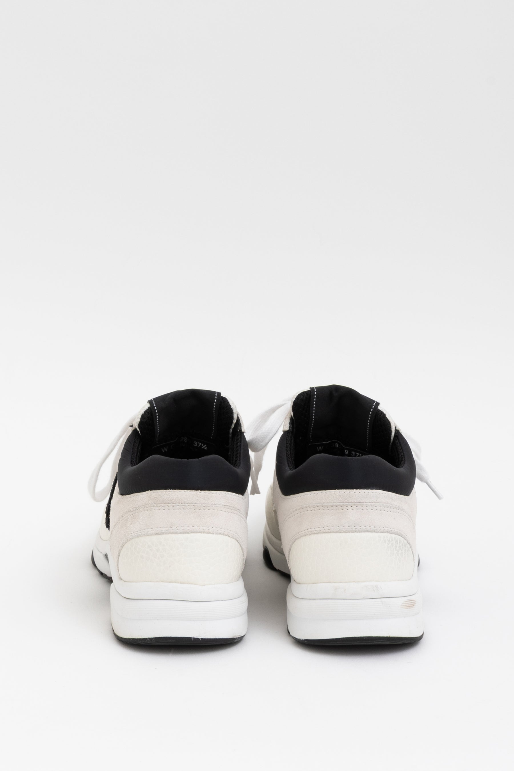 Logo Sneakers