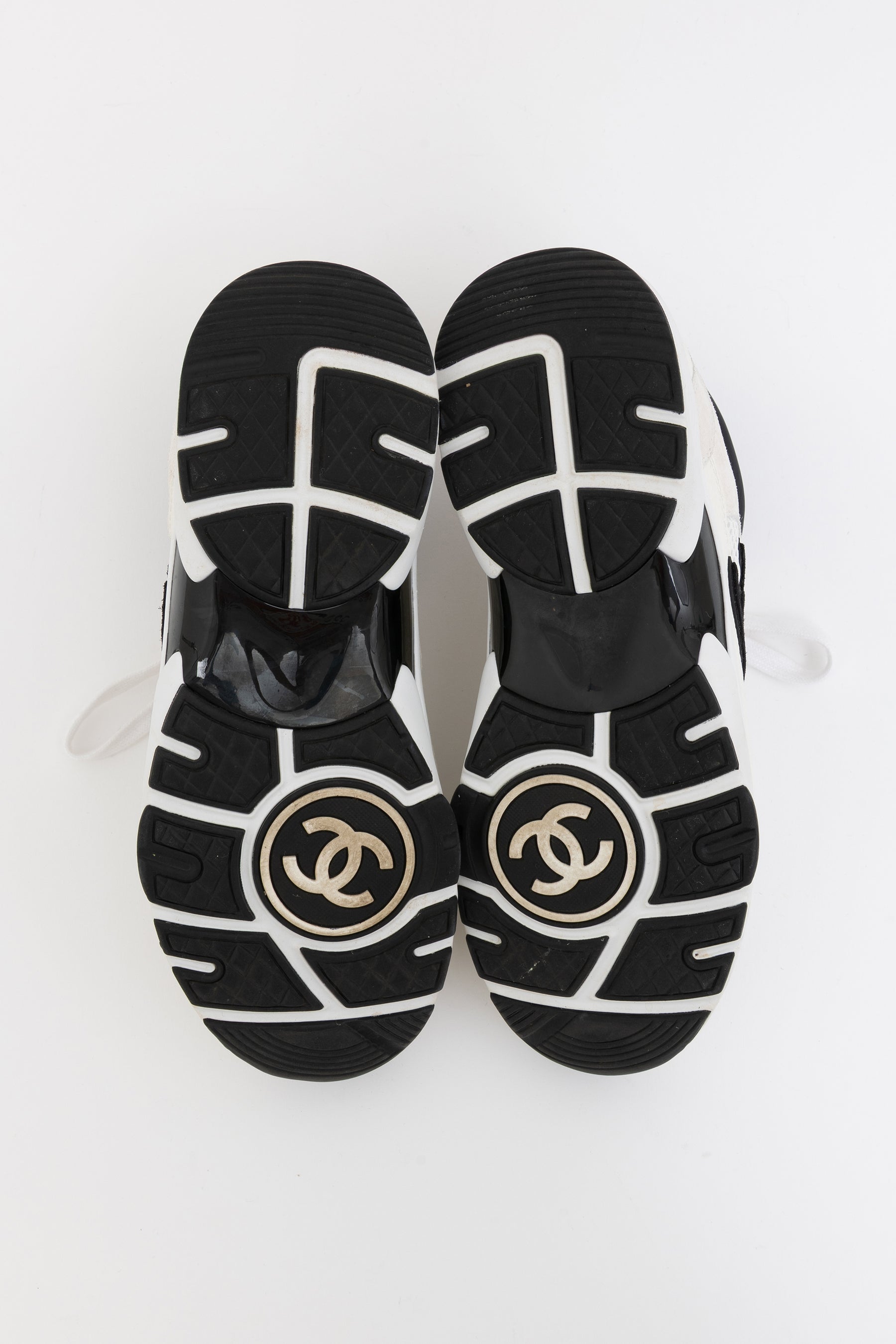 Logo Sneakers