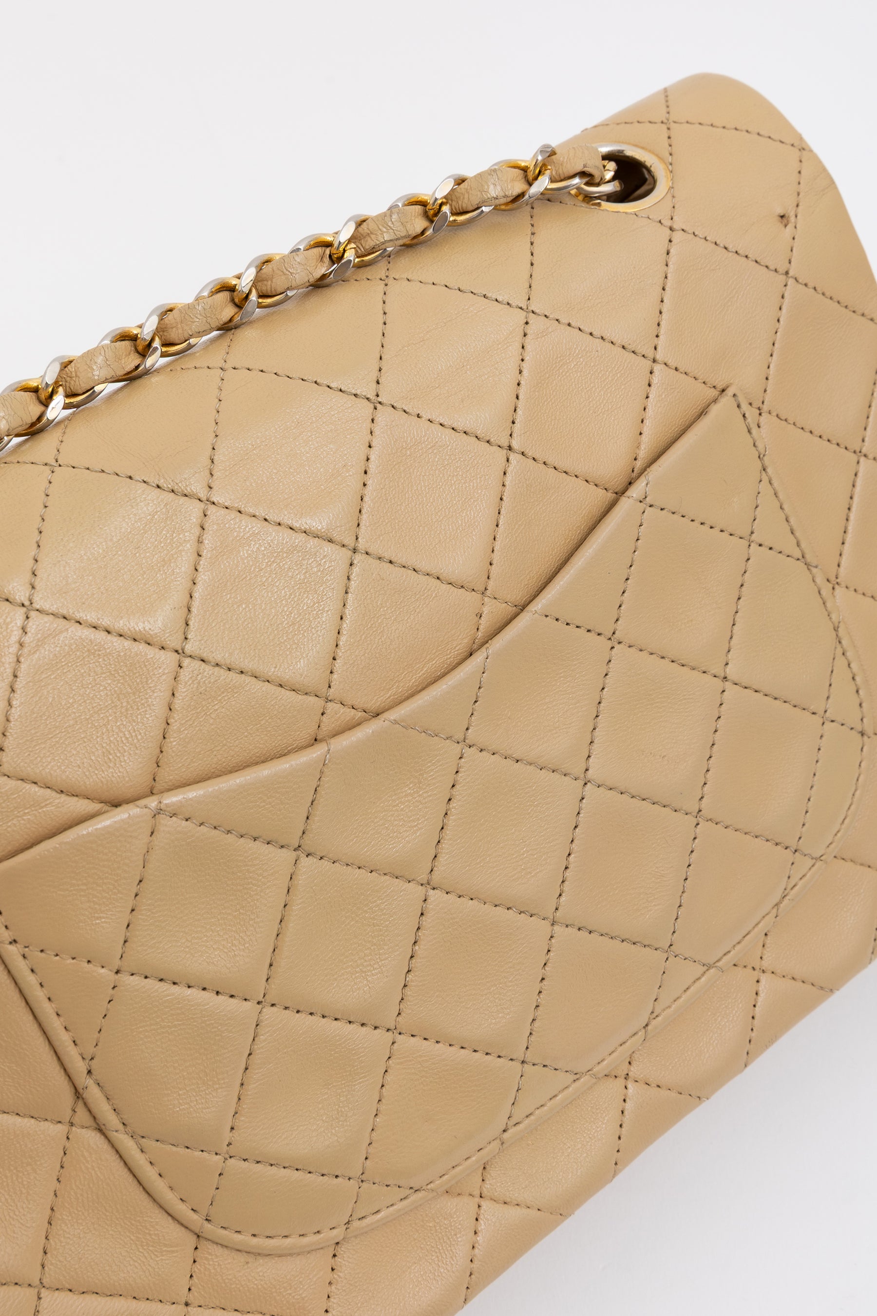 Medium Classic Double Flap Bag
