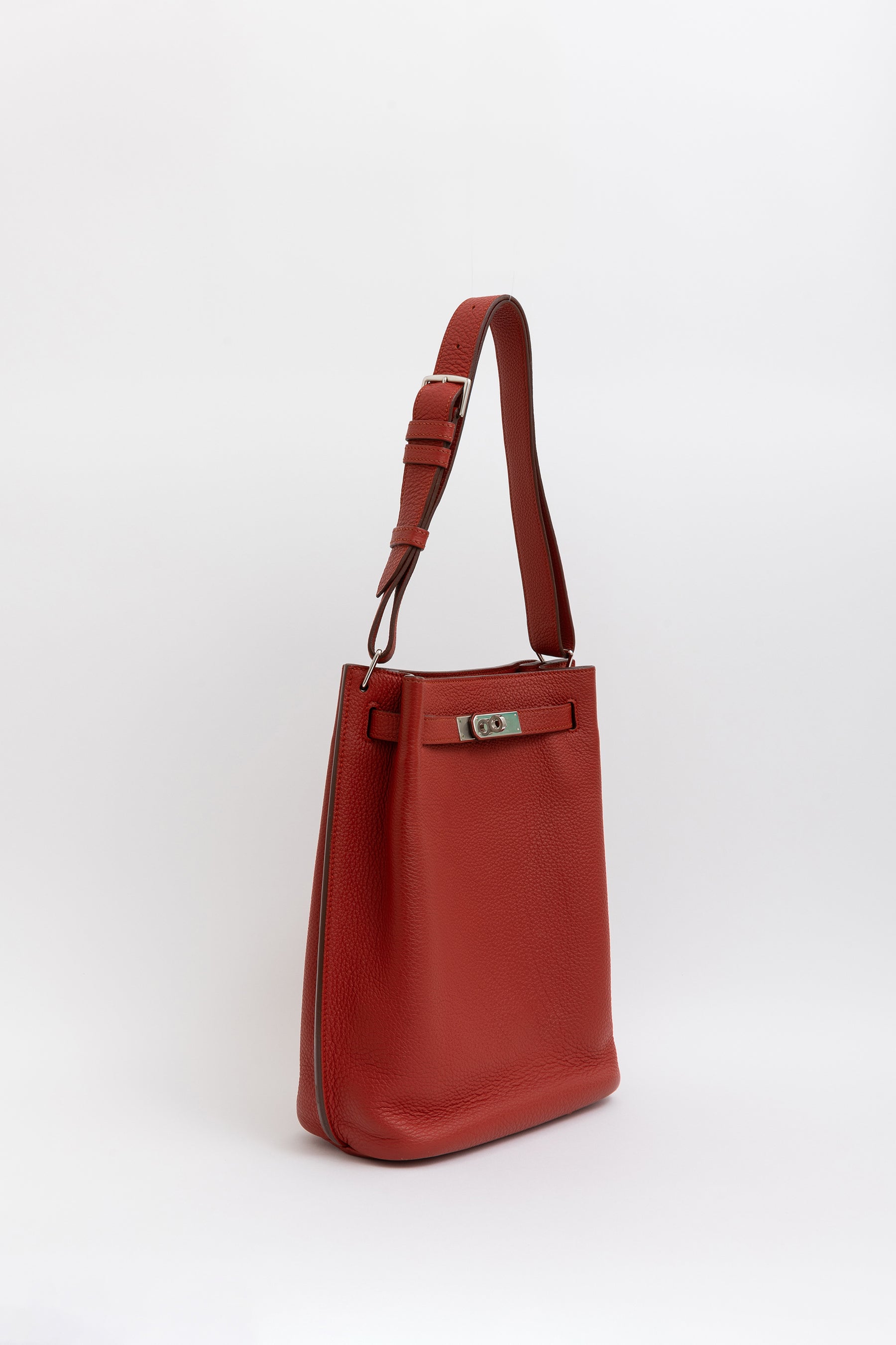 Vermillon Togo Leather So Kelly 22 Bag