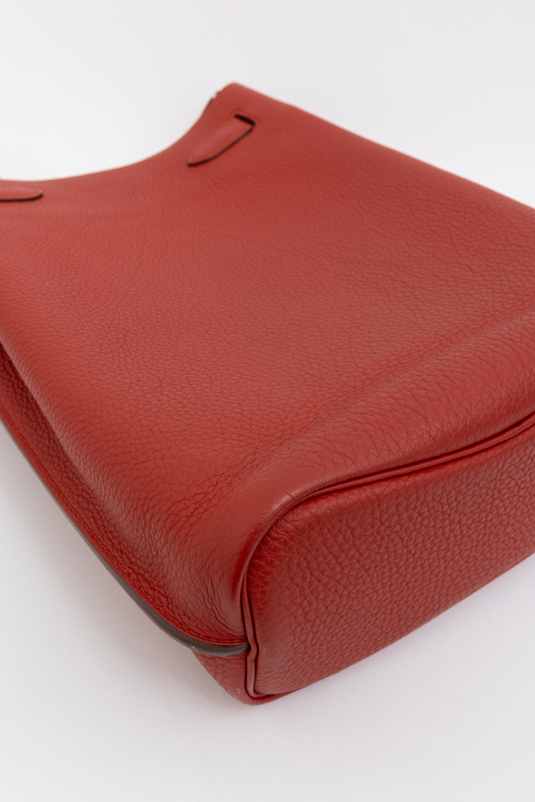 Vermillon Togo Leather So Kelly 22 Bag