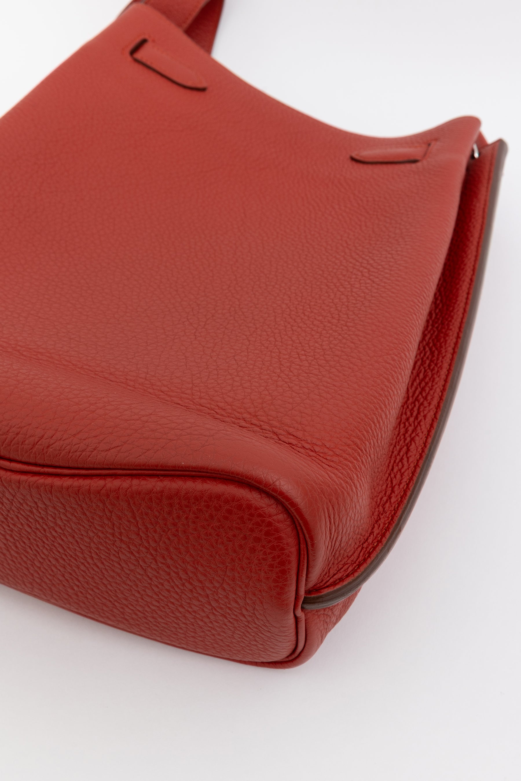 Vermillon Togo Leather So Kelly 22 Bag