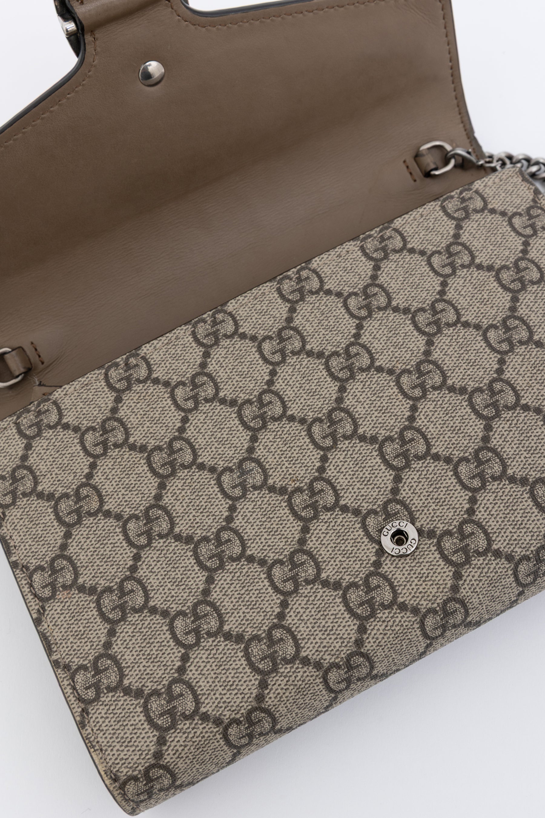 Dionysus GG Supreme Wallet on Chain