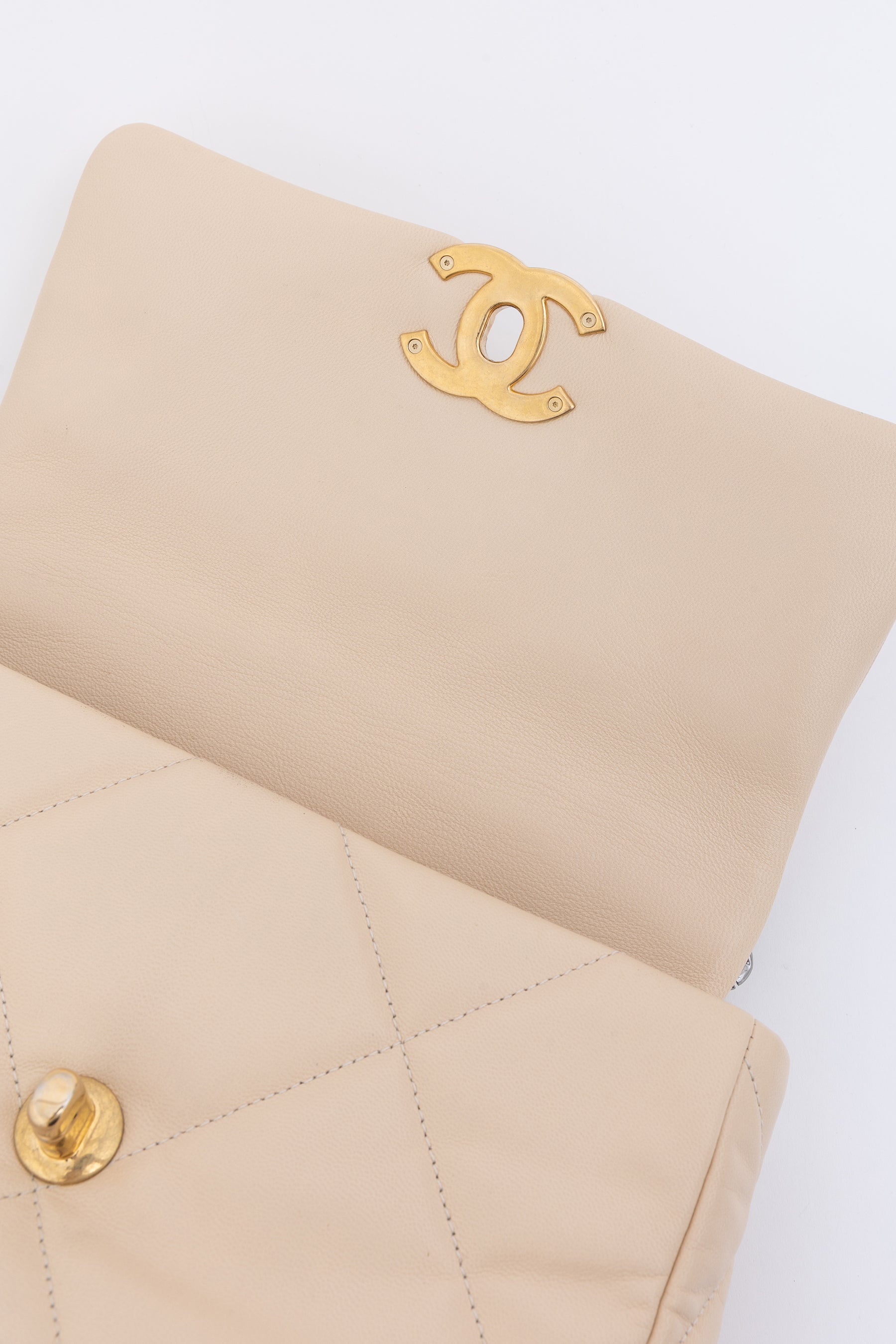 19 Bag