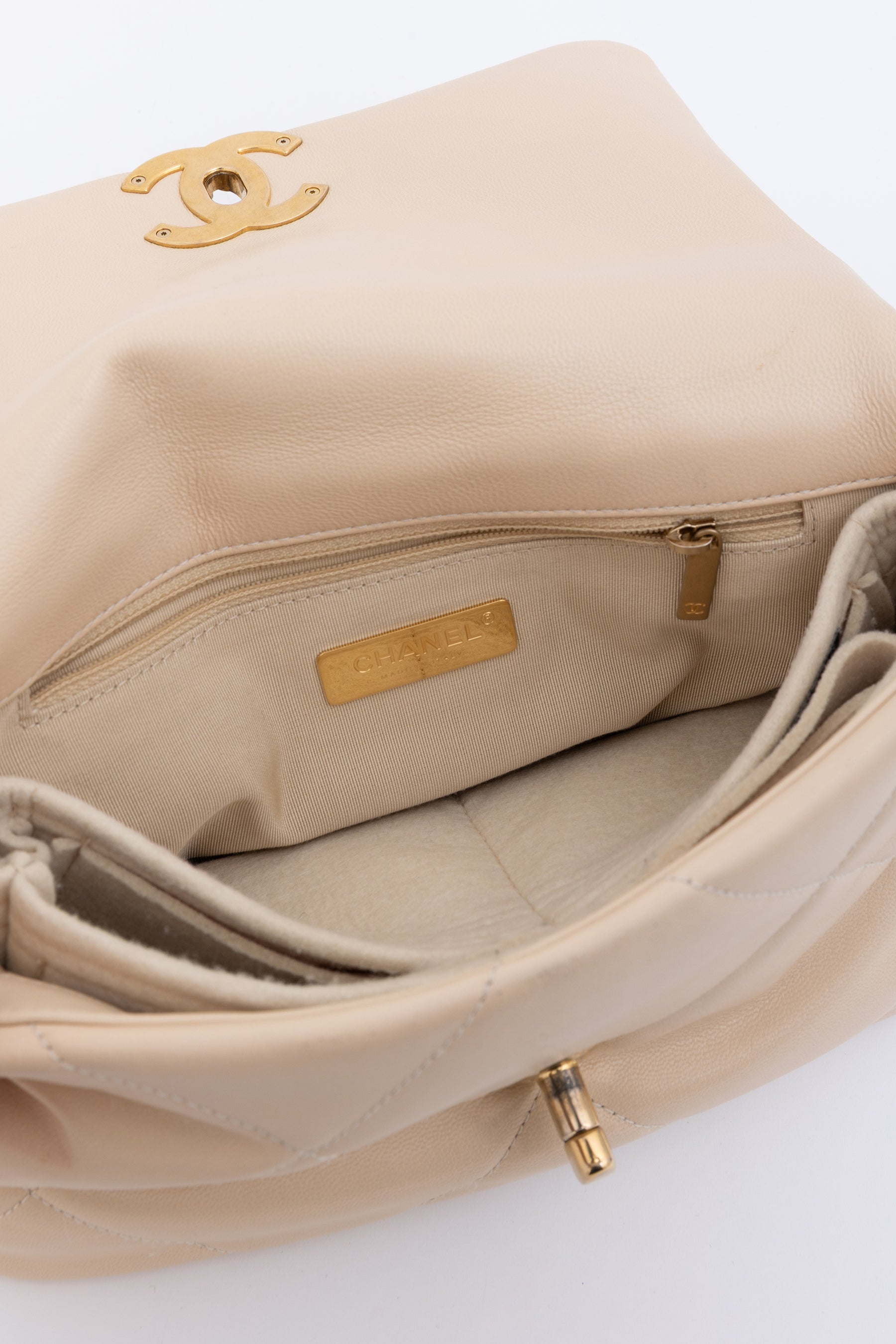 19 Bag