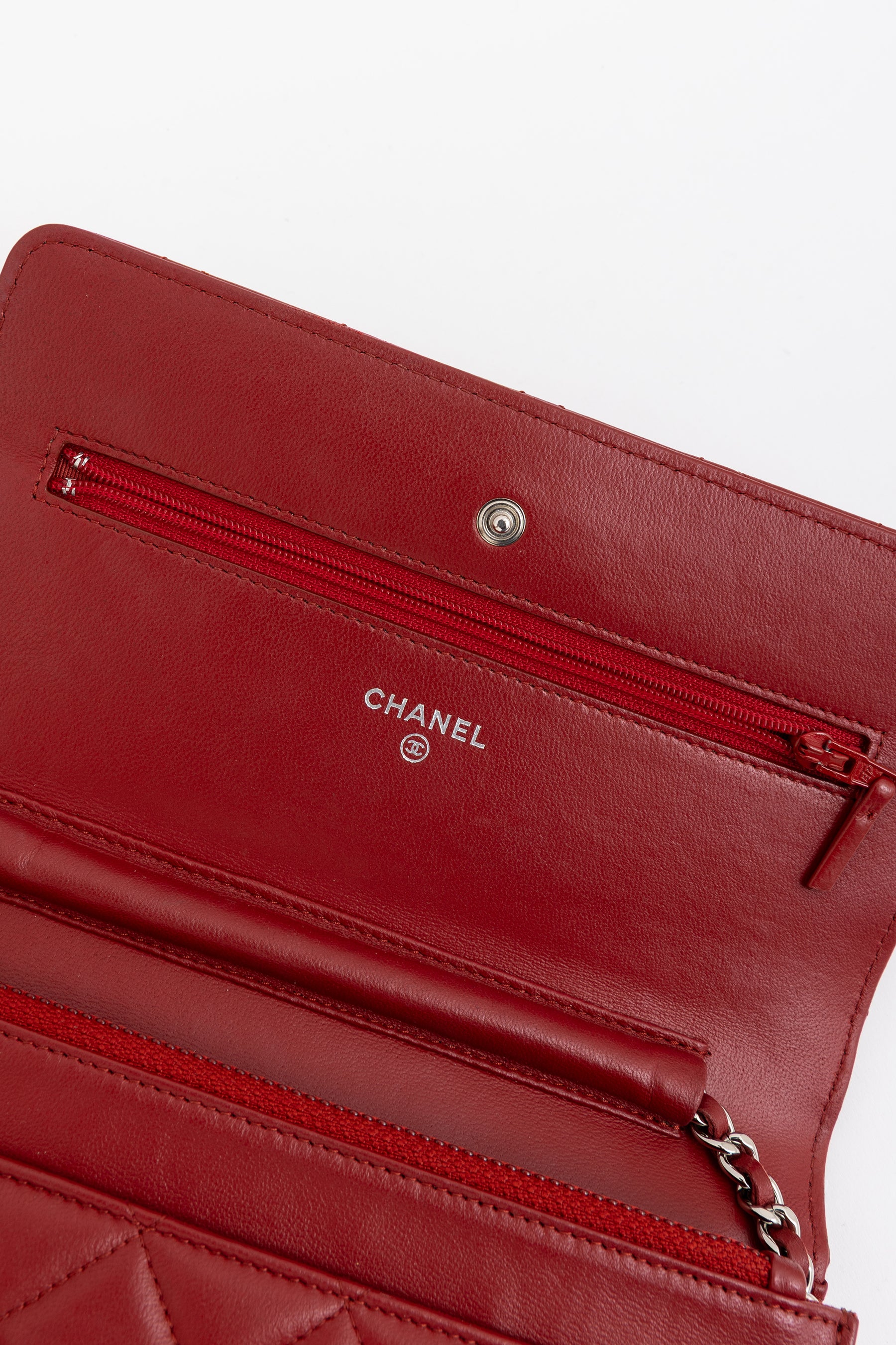 Quilted Lambskin Leather Classic Wallet on Chain