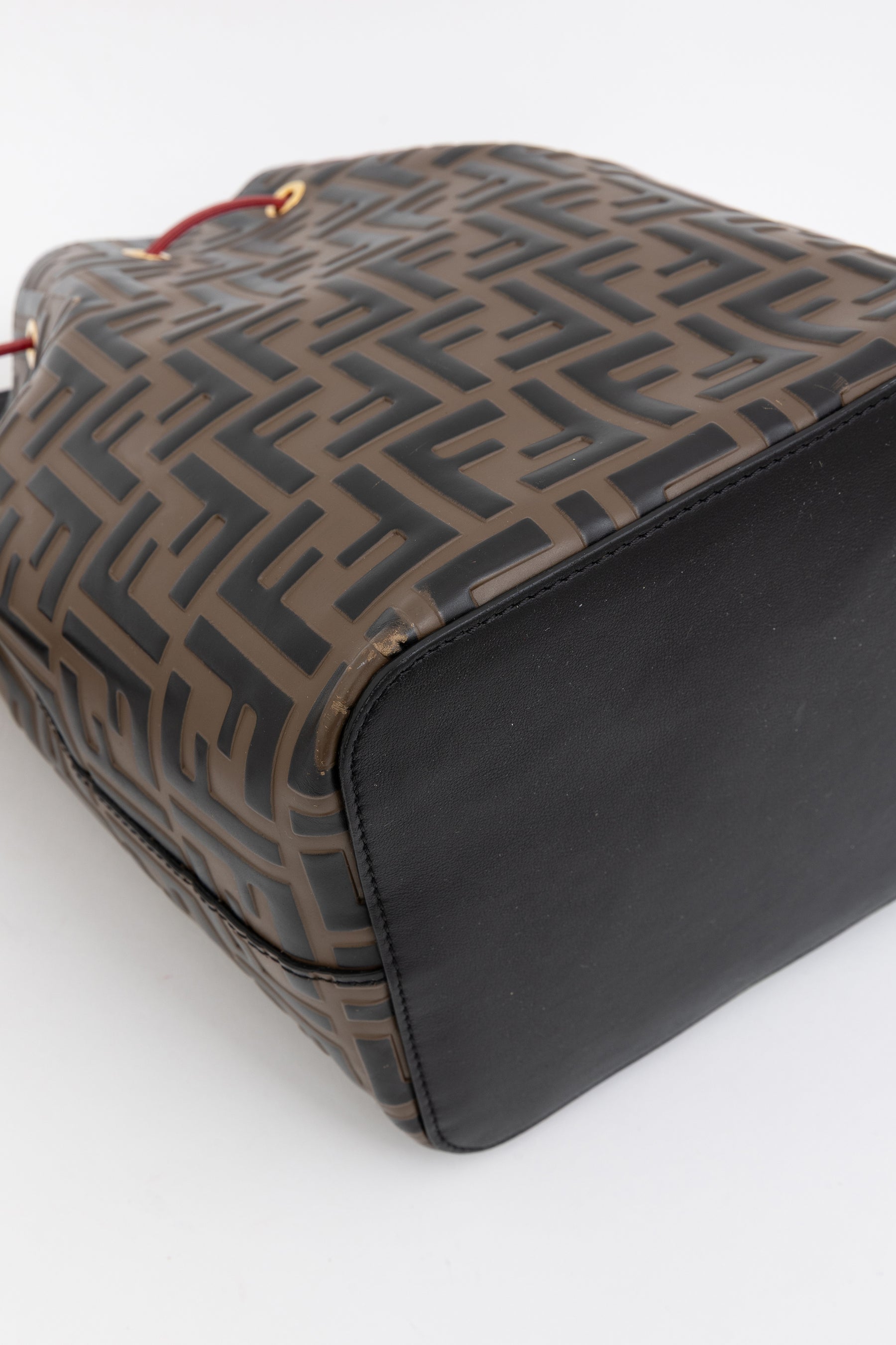 Mon Tresor Bucket Bag