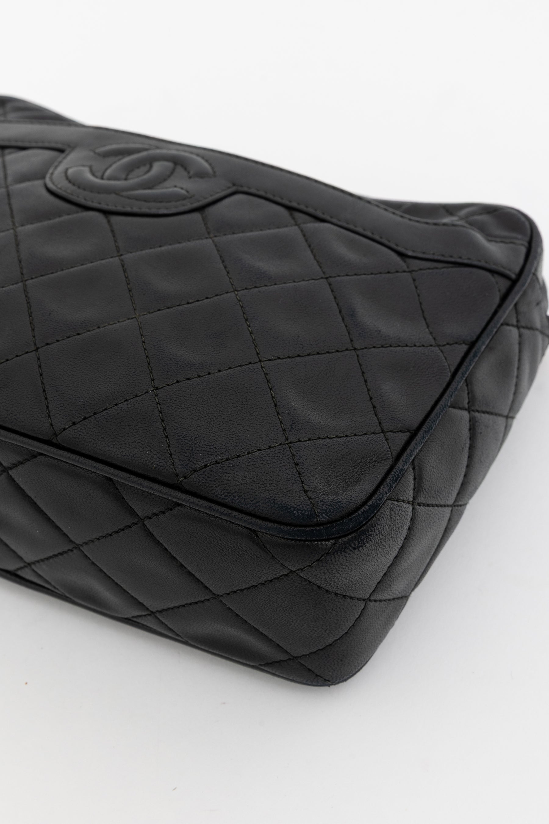 Matelassé Tassel Camera Bag