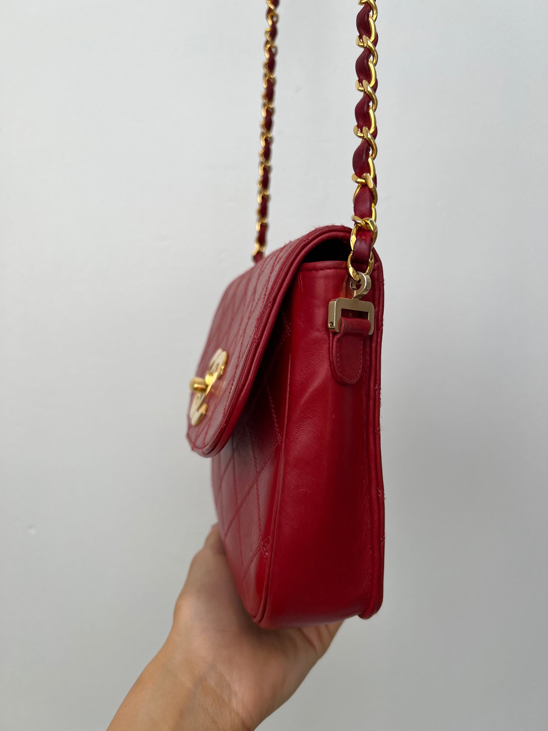 Chanel Timeless Classique Red Leather Shoulder Bag Gold Hardware