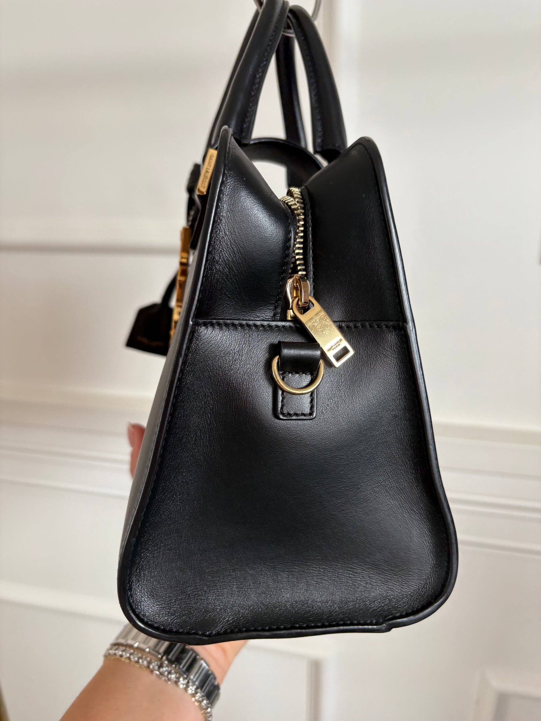 Saint Laurent Black Leather Baby Cabas Toe Bag