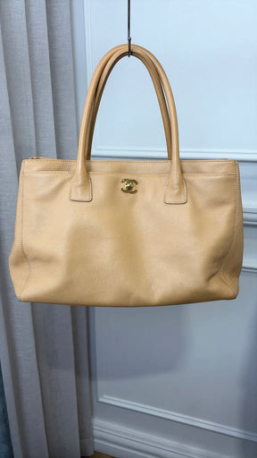 Chanel Beige Caviar Leather Cerf Executive Tote