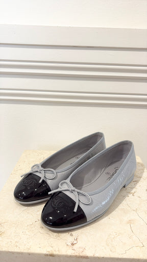 Chanel Grey Crinkled Leather Ballet Flats with Black Patent Cap, 37.5
