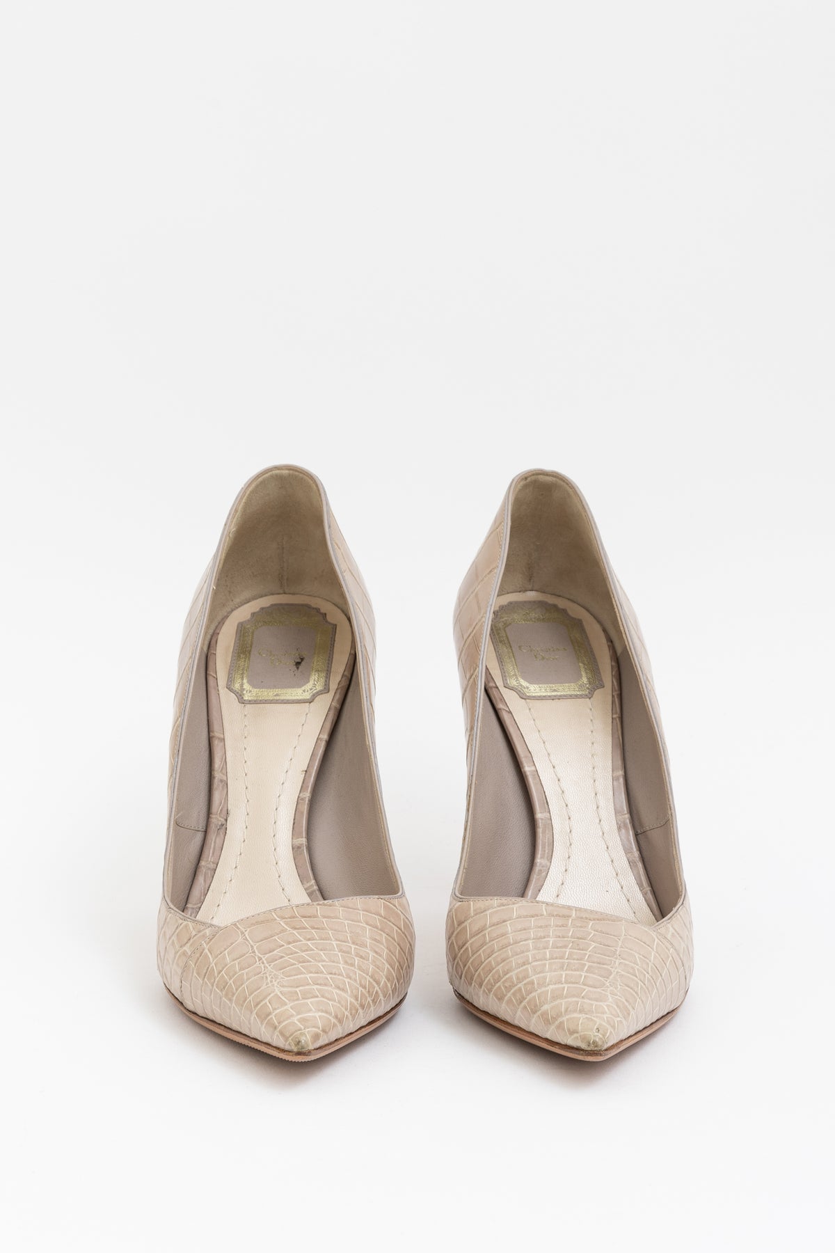 Croc Effect Pumps