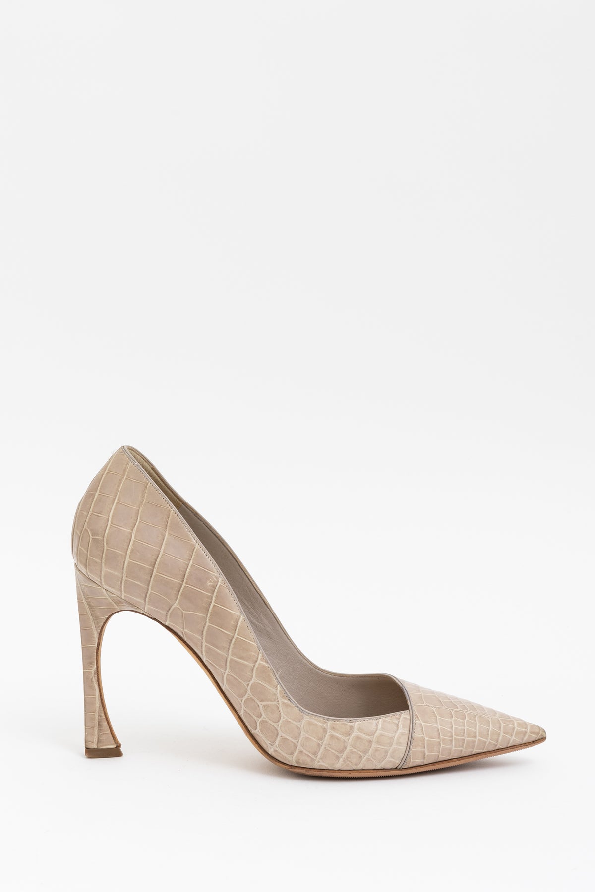 Croc Effect Pumps