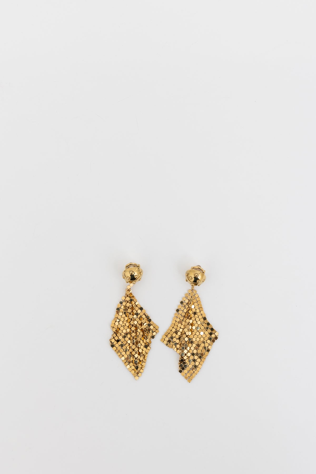 prada-glomesh-drop-clip-on-earrings-in-gold-e09f