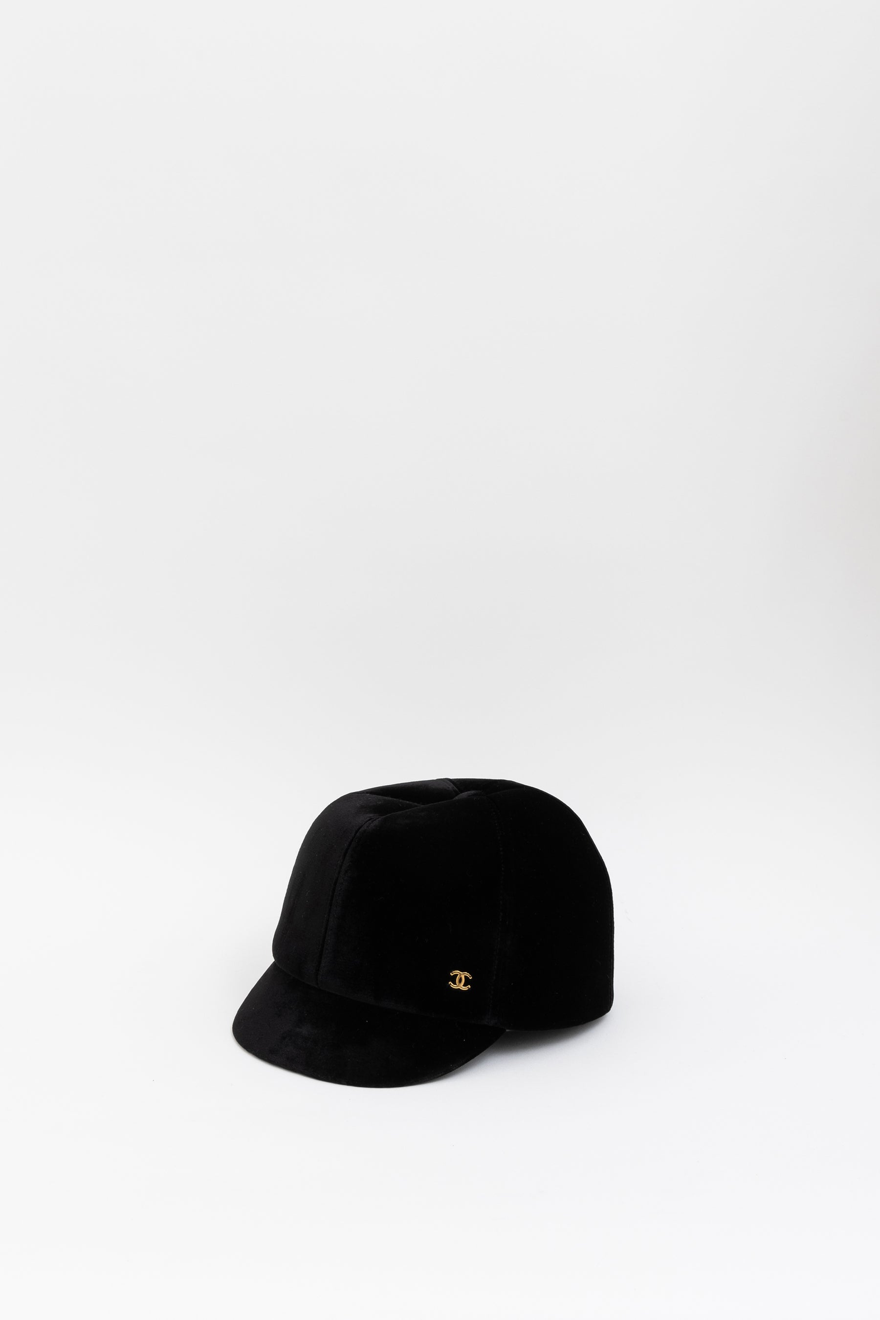 chanel-black-velvet-cc-hat-m-8f25