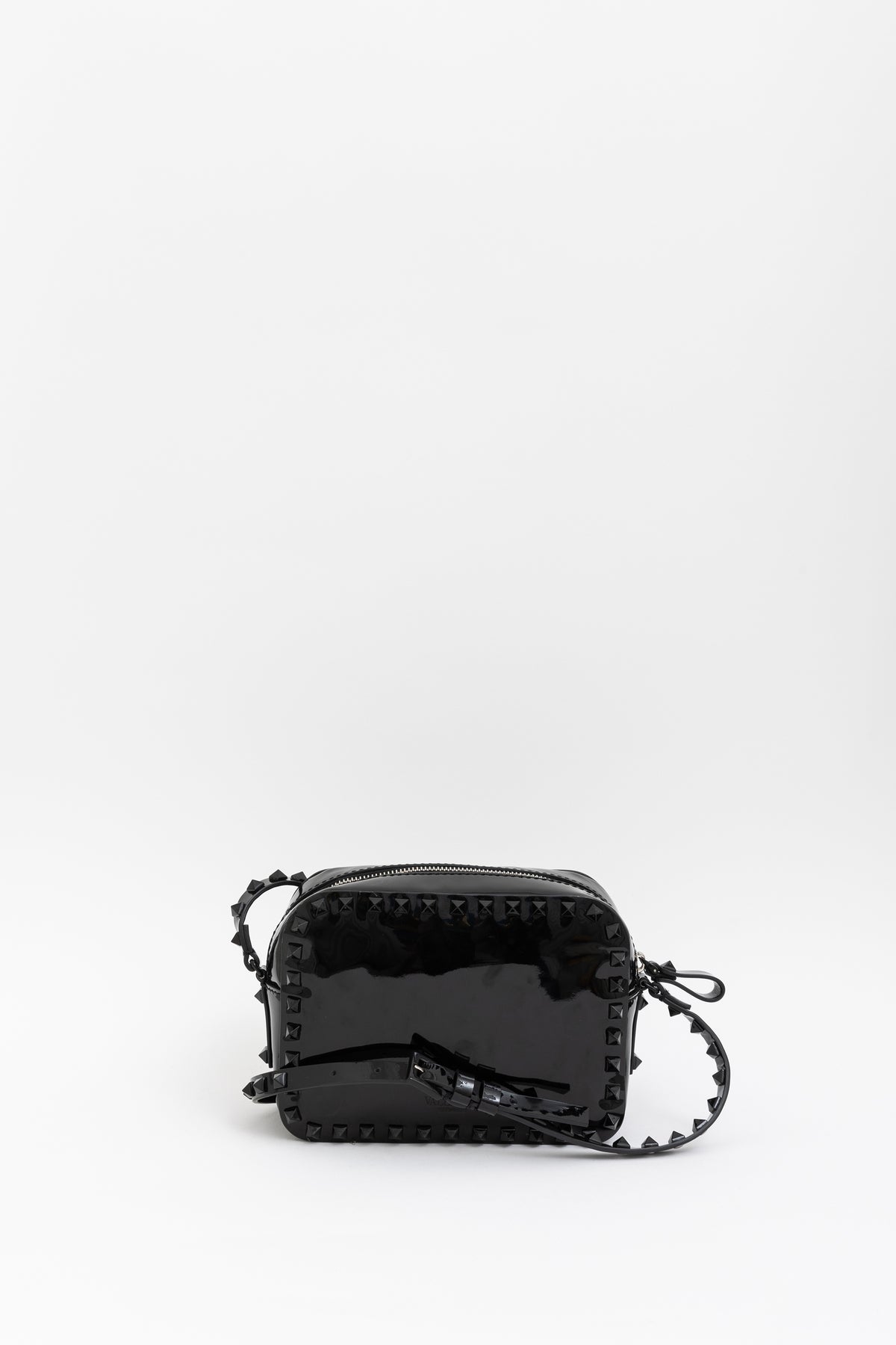 valentino-black-patent-rockstud-camera-bag-9fcf