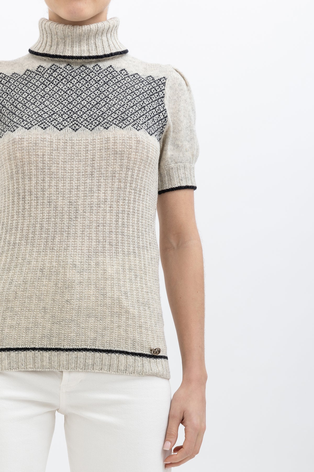 Roll-Neck Short Sleeve Knit