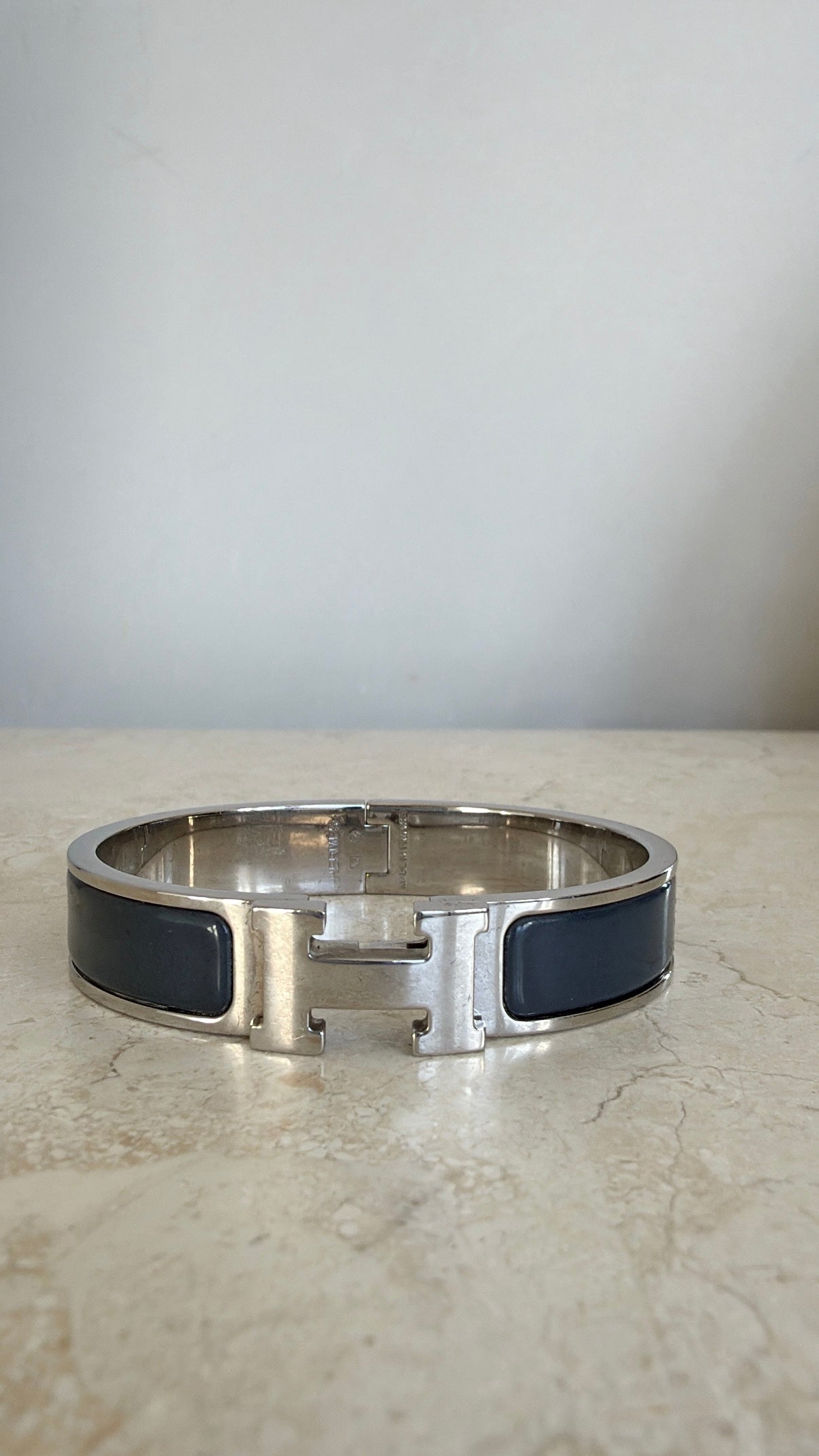 Hermès Clic H Bracelet Grey Enamel And Silver