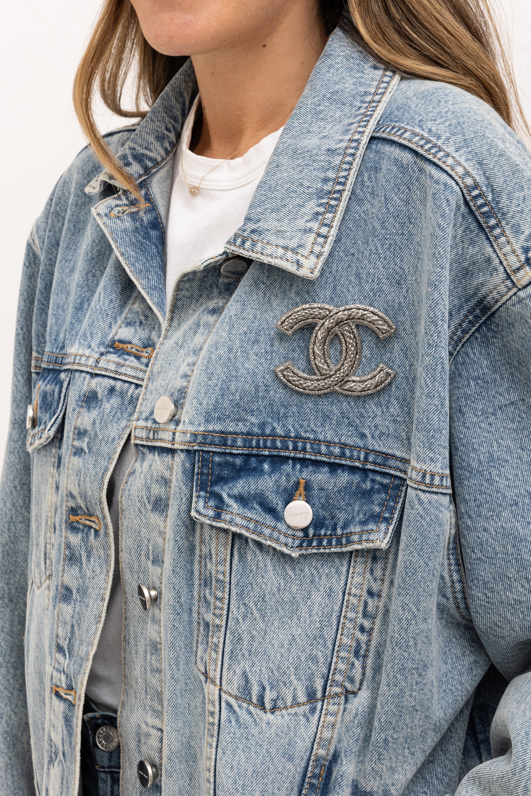 Rope Logo Brooch