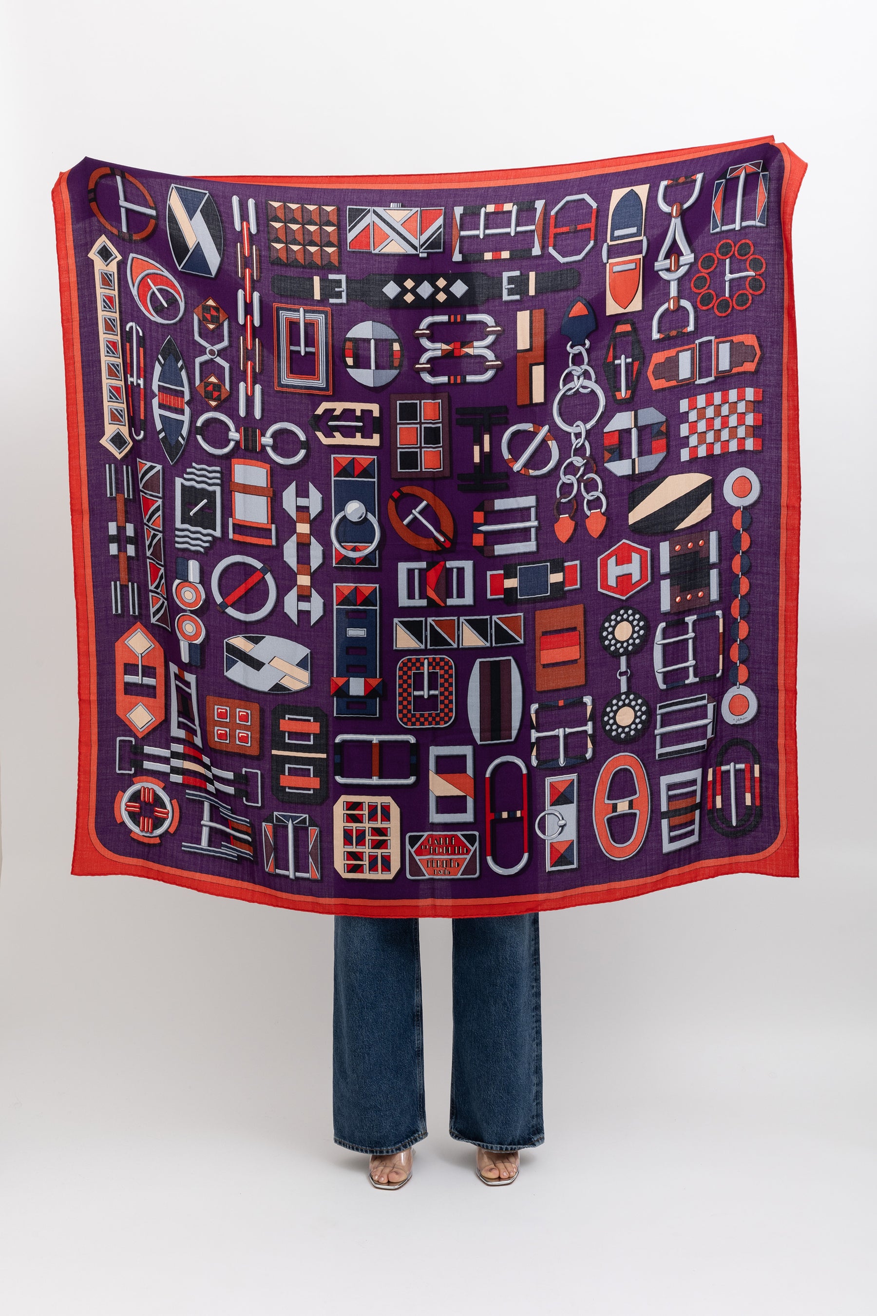 Carré en Boucies Scarf
