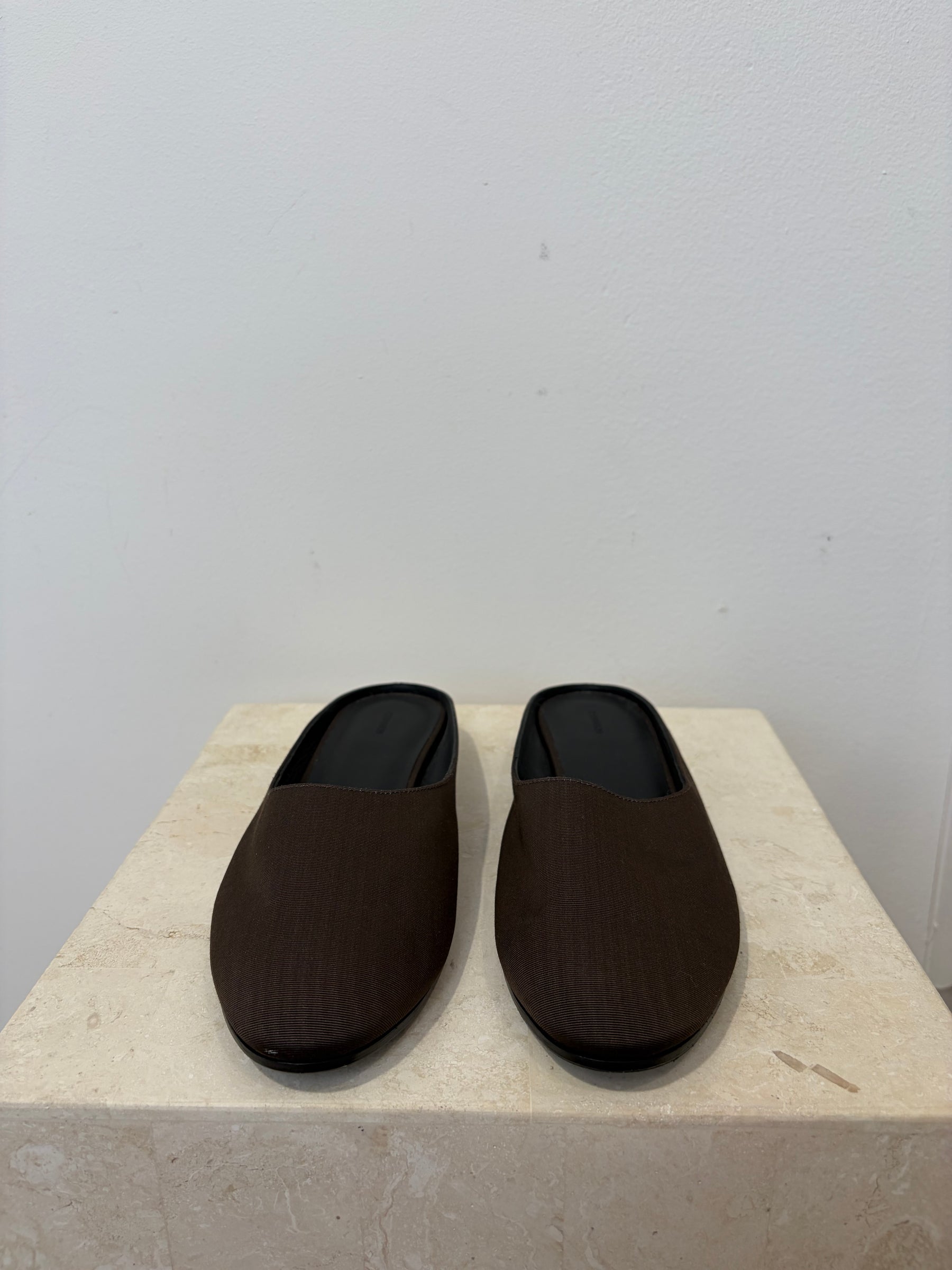 P Johnson Brown Grosgrain Slippers, 39