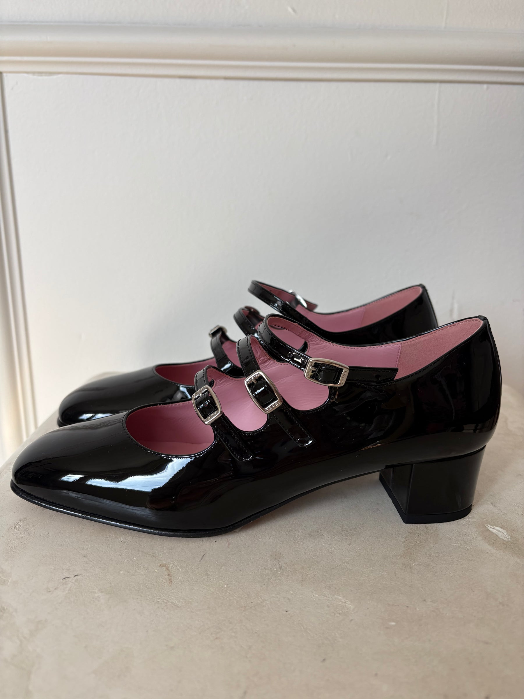 Carel Paris Kina Patent Leather Pumps Black, 37.5