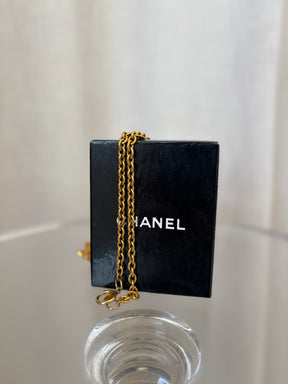 Chanel Star Pendant Necklace Gold Tone With Feaux Pearl