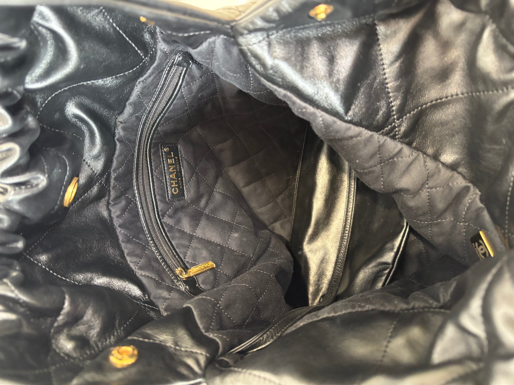 Chanel Black Leather Medium 22 Bag
