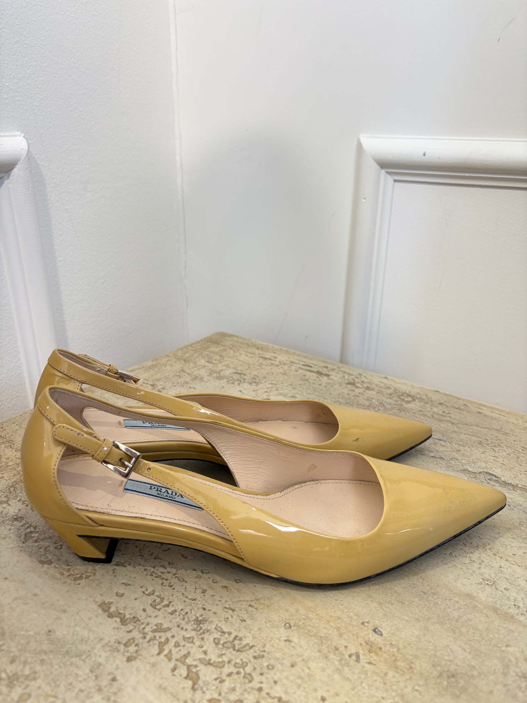 Prada Almond Patent Pointed Kitten Heel, 39