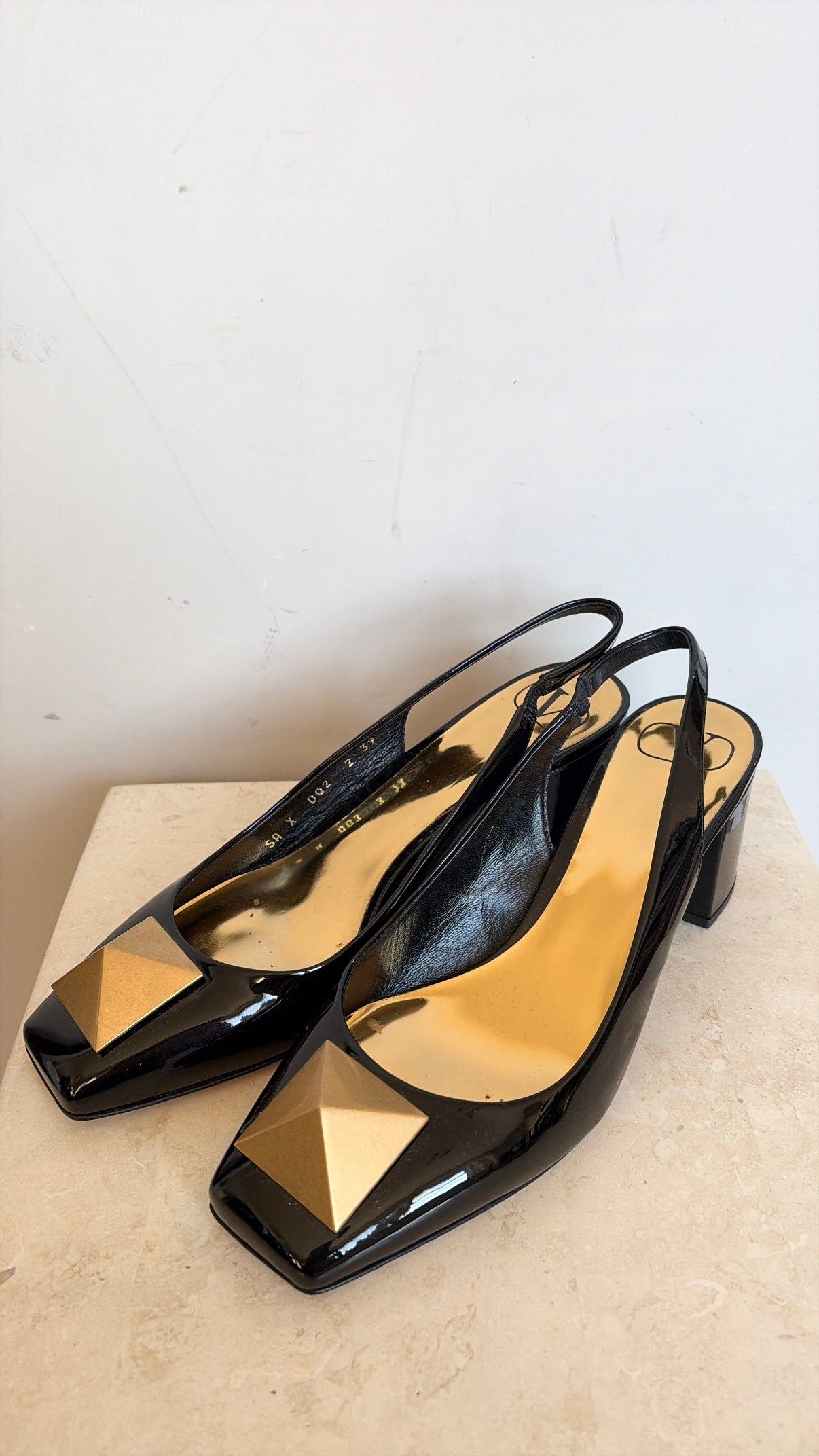 Valentino Garavani Black Patent Leather Roman Stud Slingback Pumps, 39