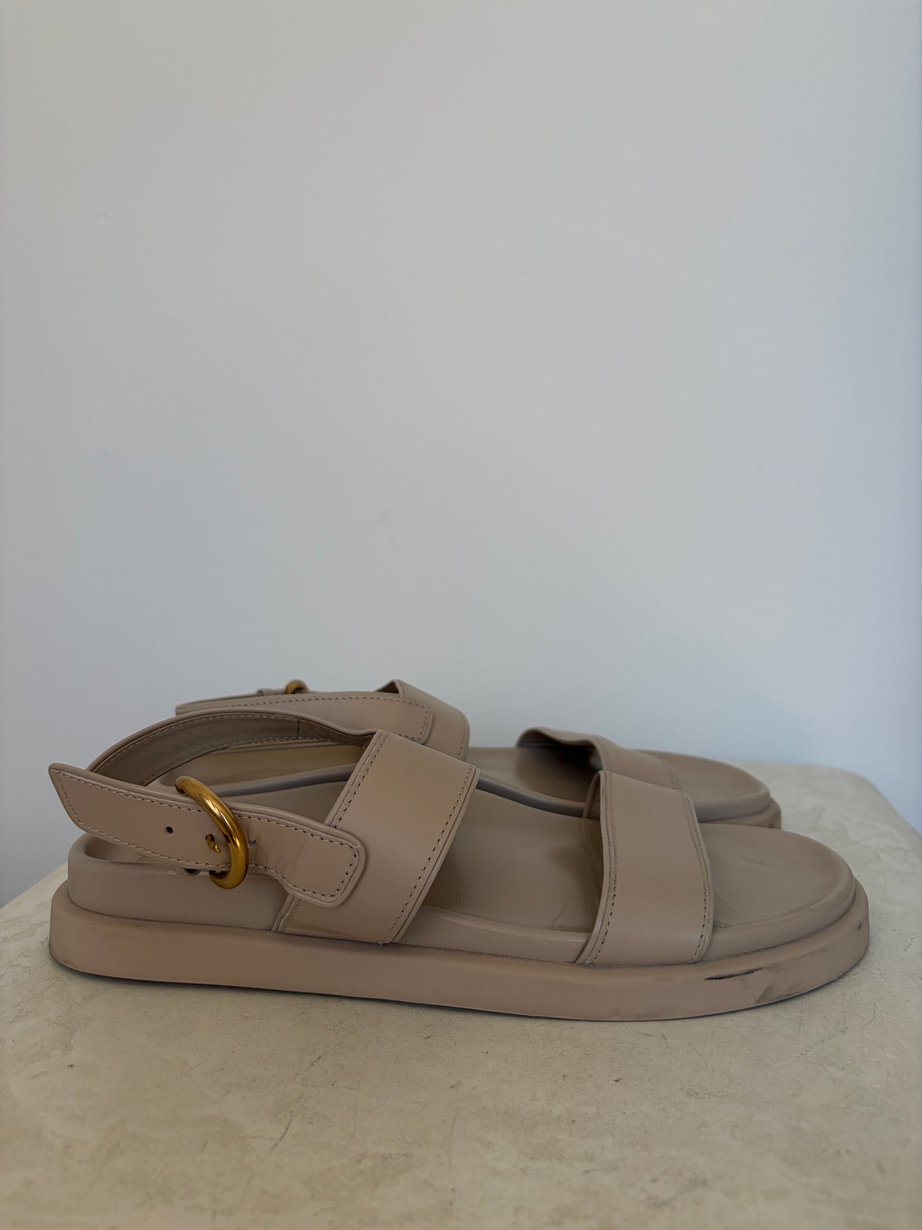 Gianvito Rossi Beige Leather Dad Sandals, 40