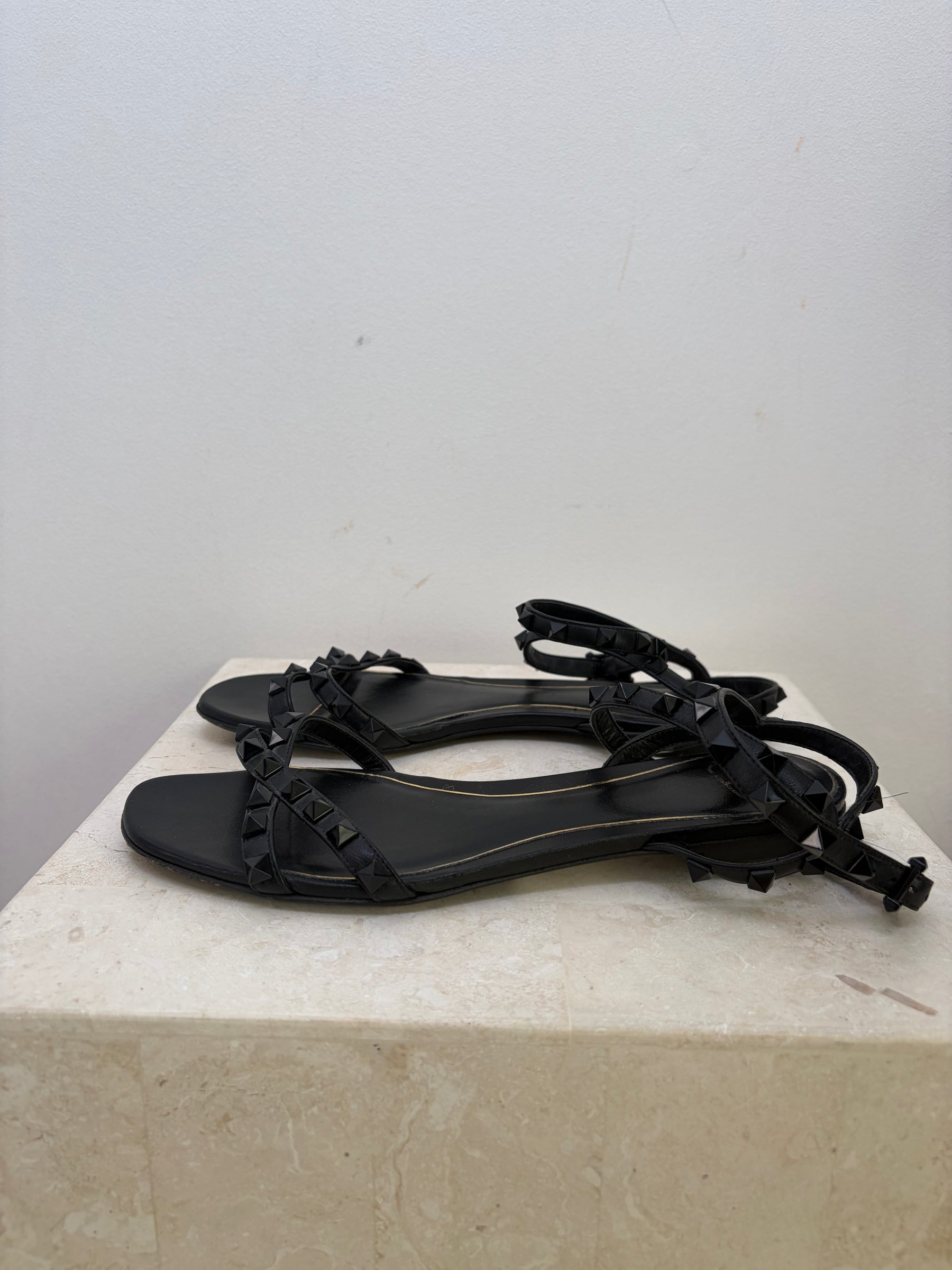 Valentino Garavani Black Leather Rockstud Sandals, 37