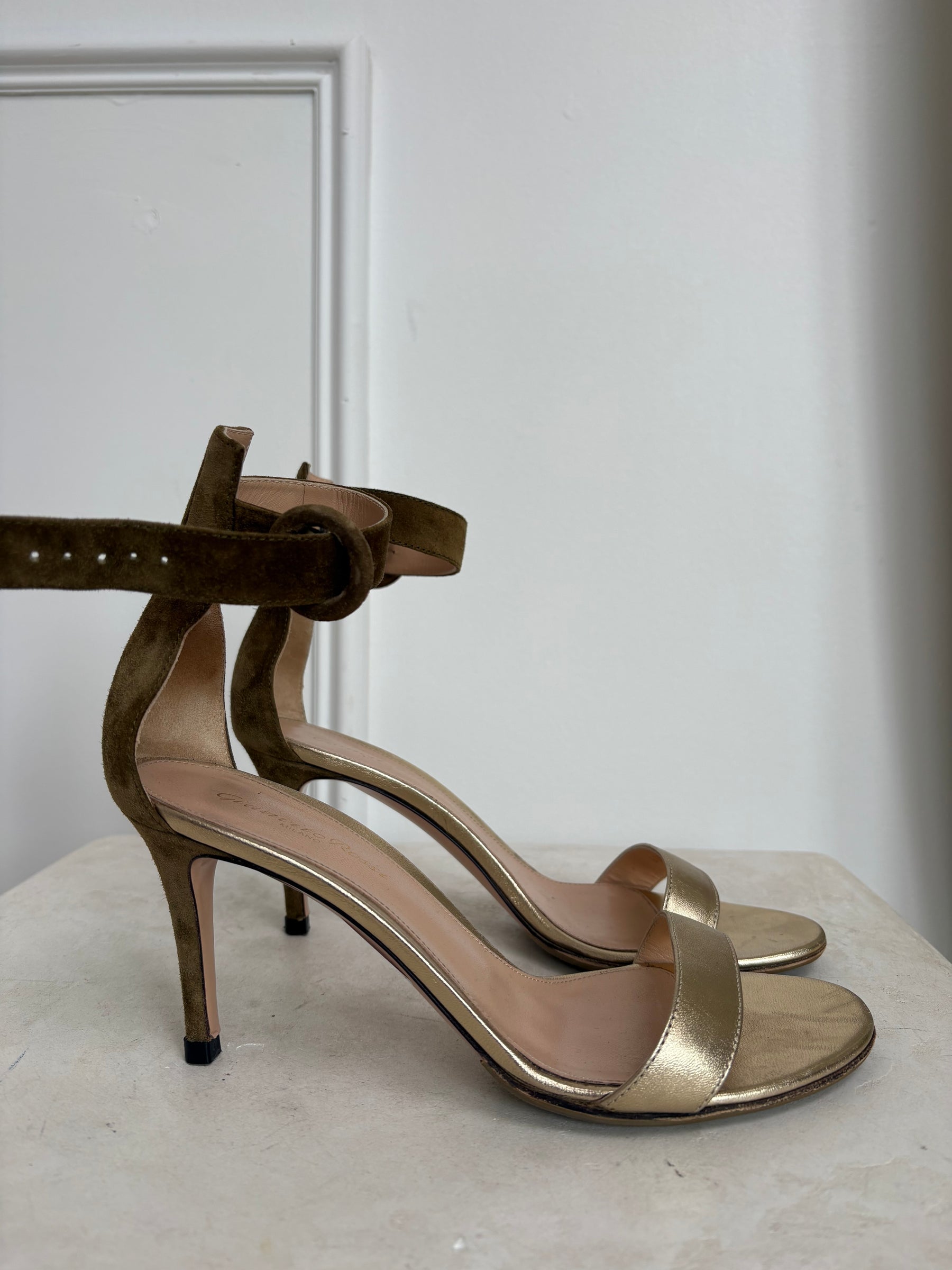 Gianvito Rossi Gold Leather and Khaki Suede Ankle Strap heels, 38.5