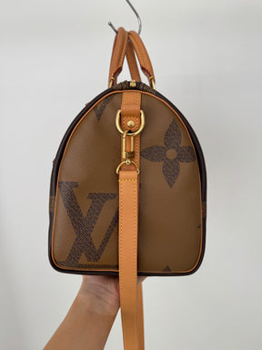 Louis Vuitton Giant Monogram Speedy Bandoulière 30 Shoulder Bag