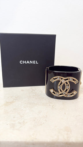 Chanel Black and Gold Tone Acrylic Cuff
