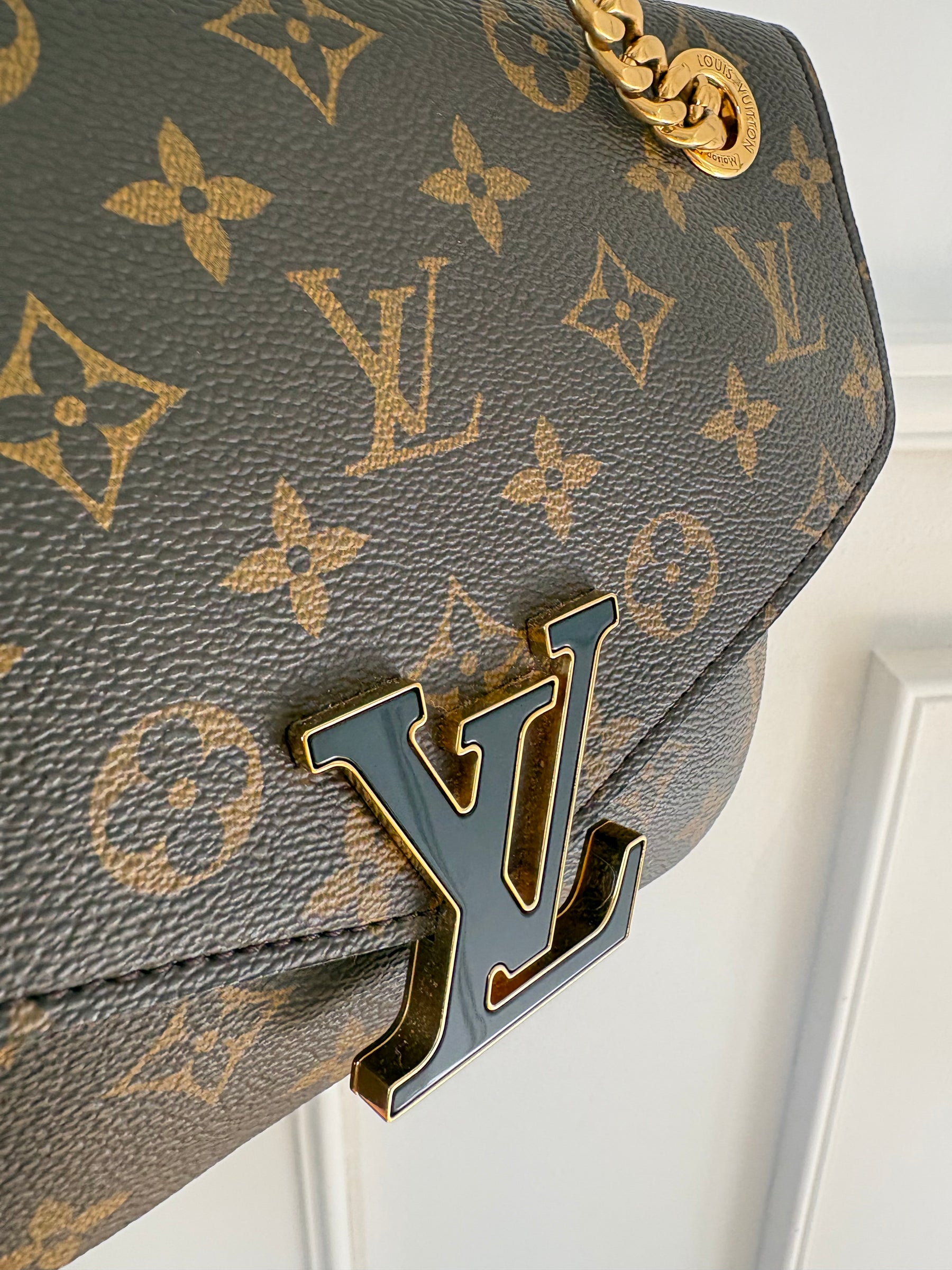 Louis Vuitton Canvas Monogram Passy Chain Shoulder Bag