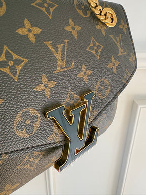 Louis Vuitton Canvas Monogram Passy Chain Shoulder Bag