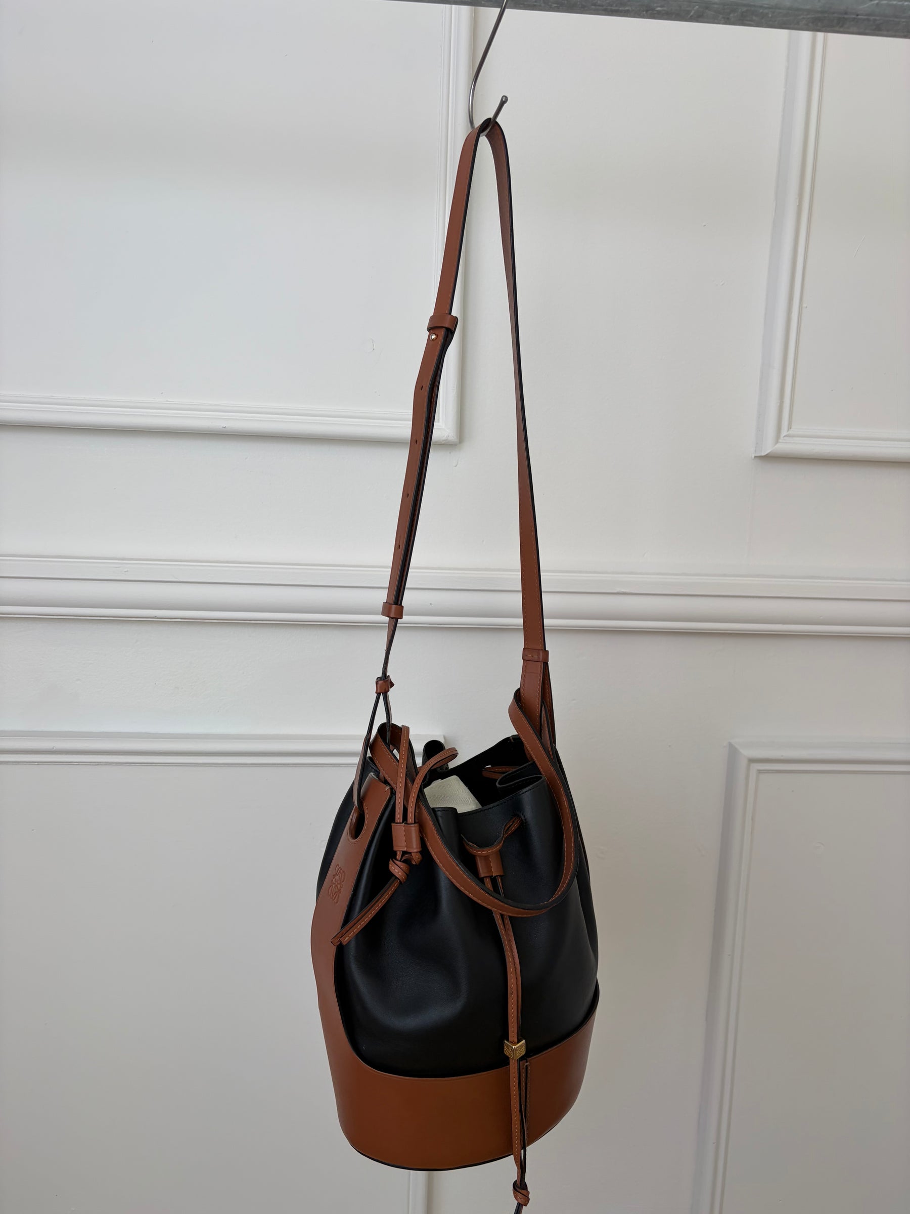 Loewe Balloon Bag Brown Black