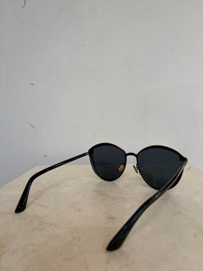 Dior Murmure Sunglasses In Black Gold