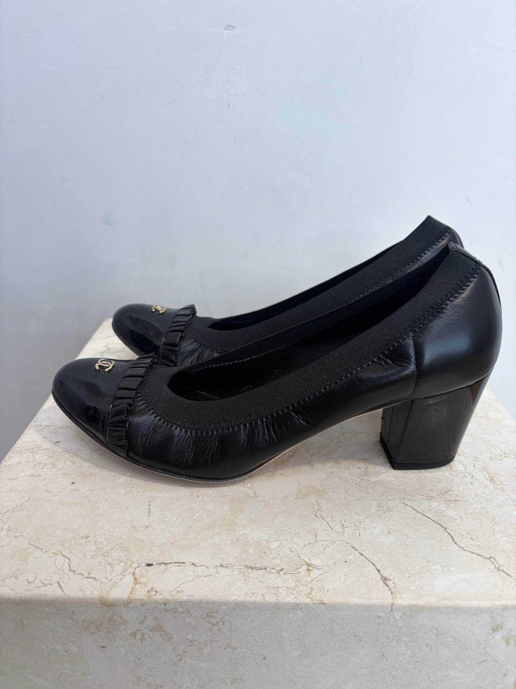 Chanel Black Leather Stretch Pumps, 38