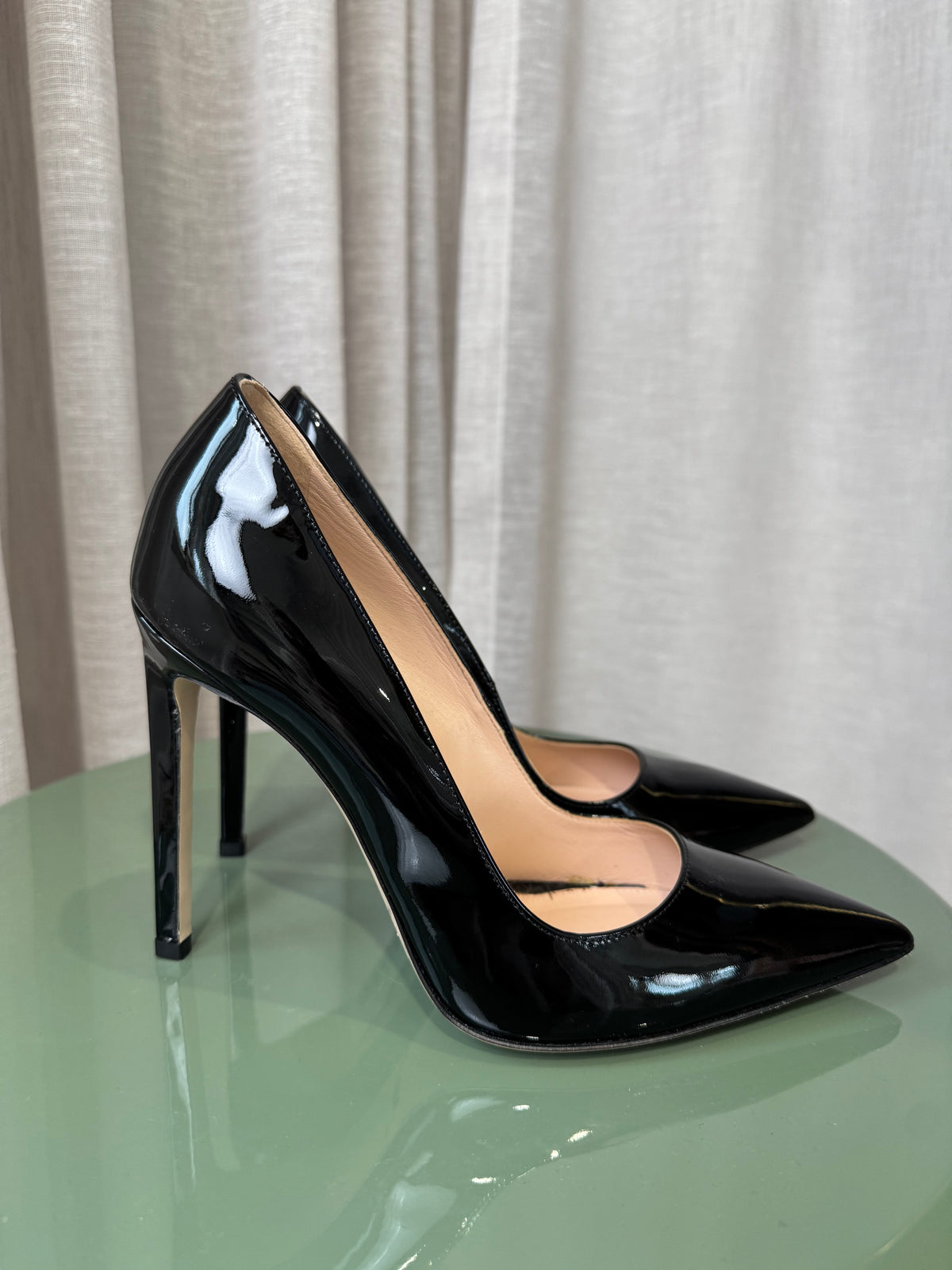Scanlan Theodore Black Patent Leather Pumps, 38