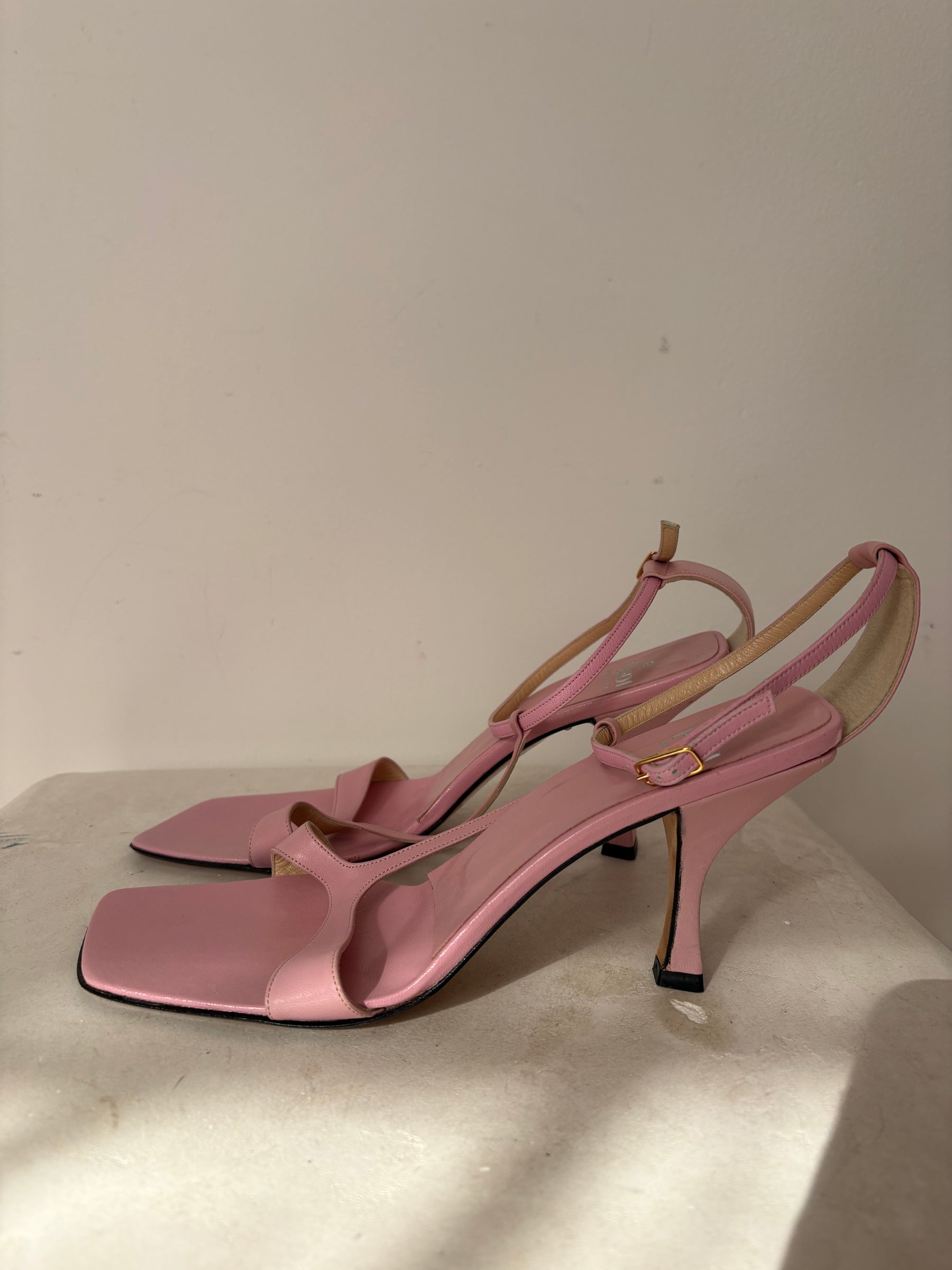 Fendi T Bar Sandals Pink, 39.5