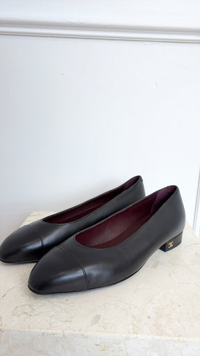 Chanel Uniform Black Leather Ballet Flats, 39C