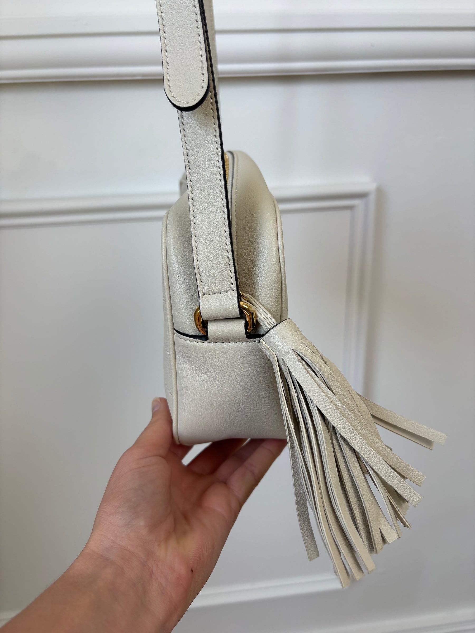 Gucci Cream Leather Blondie Logo Camera Bag