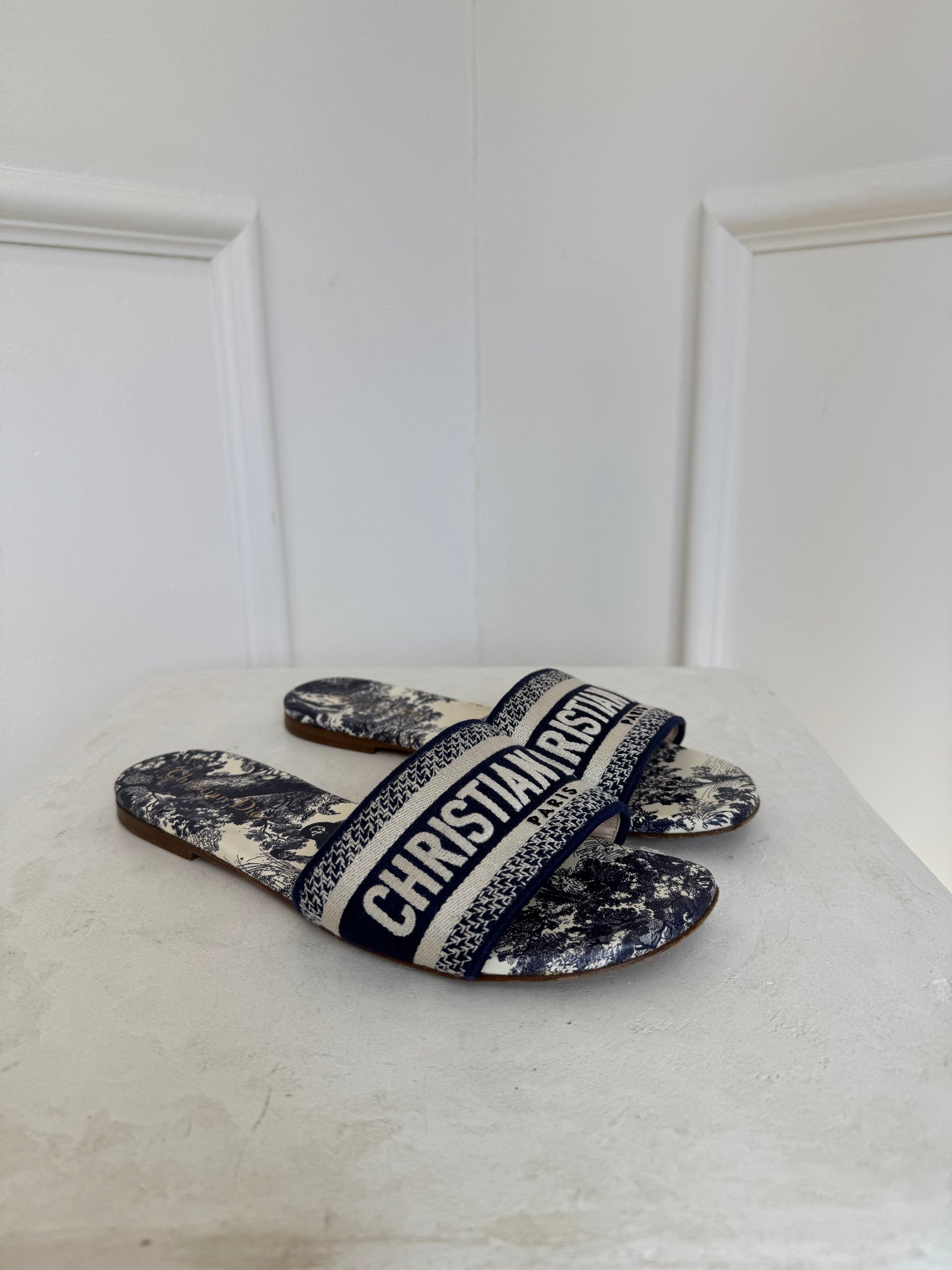 Dior Navy Logo D Way Slides, 38