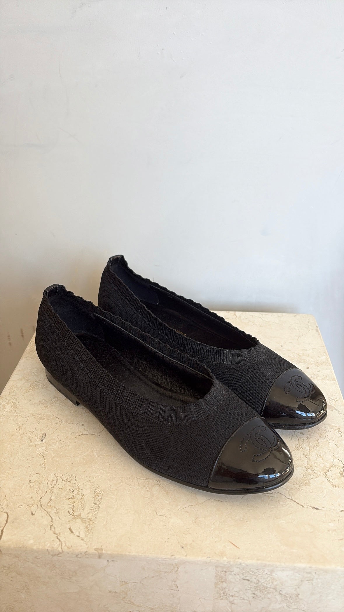 Chanel Black Fabric and Patent Ballet Flats, 38 C